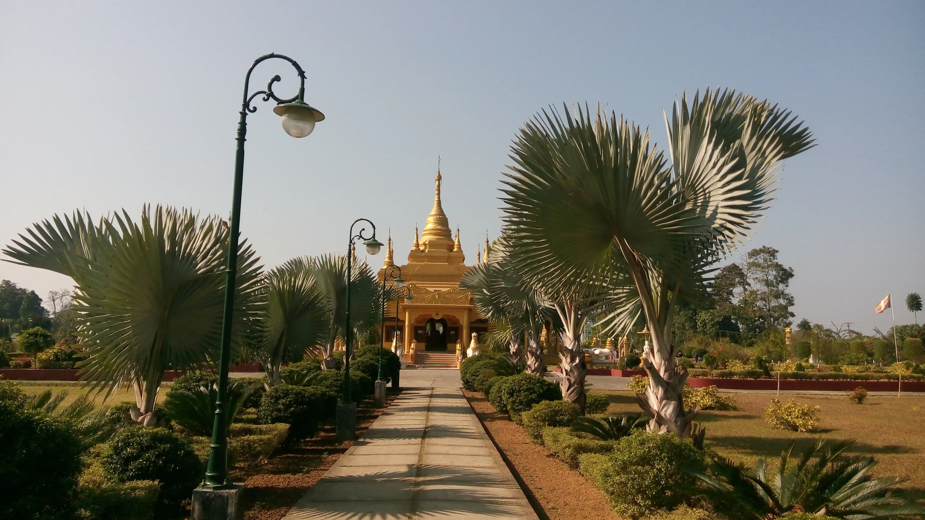 Golden Pagoda Namsai - Image 1