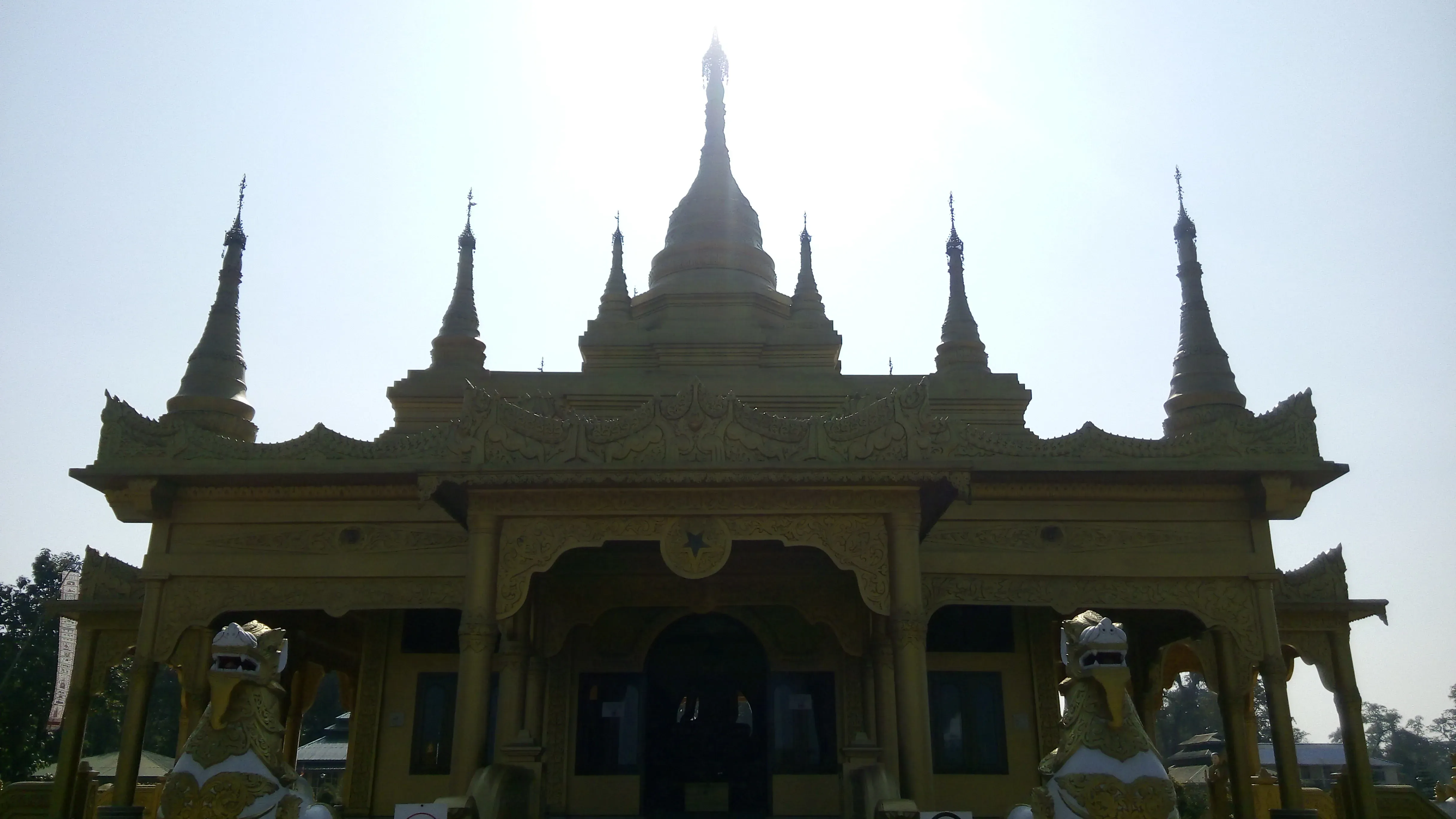 Golden Pagoda Namsai - Image 2