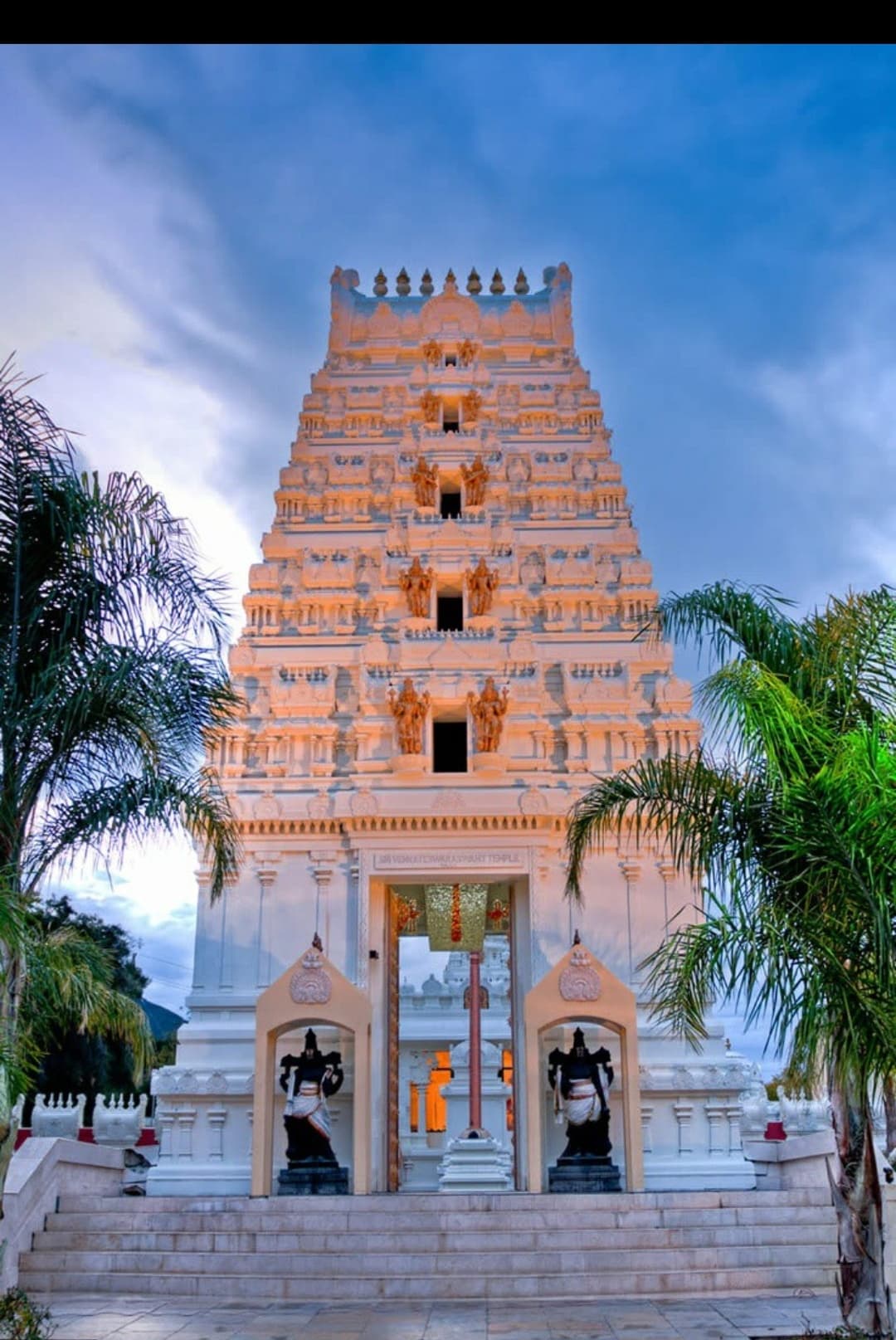 Malibu Hindu Temple Calabasas temple in Las Virgenes Canyon Road, Calabasas (91302), Los Angeles County, California, United States, California - Dravida architecture style, Tamil Nadu Temple architecture style, Diaspora Hindu Temple architecture style, Mandapam architecture style (Bengal Renaissance Period) - thumbnail