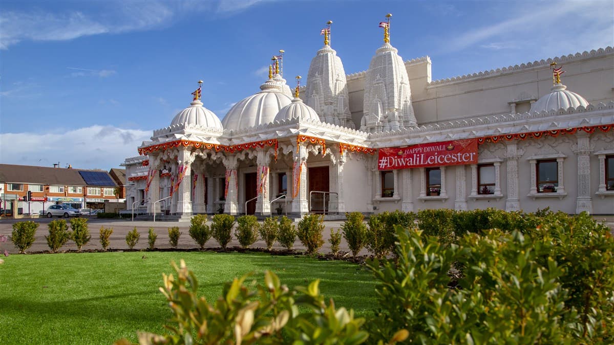 Shree Swaminarayan Mandir Leicester temple in Gipsy Lane, (LE4 6RH), Leicester, England, United Kingdom, England - Swaminarayan architecture style, Haveli architecture style, Maru-Gurjara architecture style, Nagara architecture style (Post-Independence Period) - thumbnail