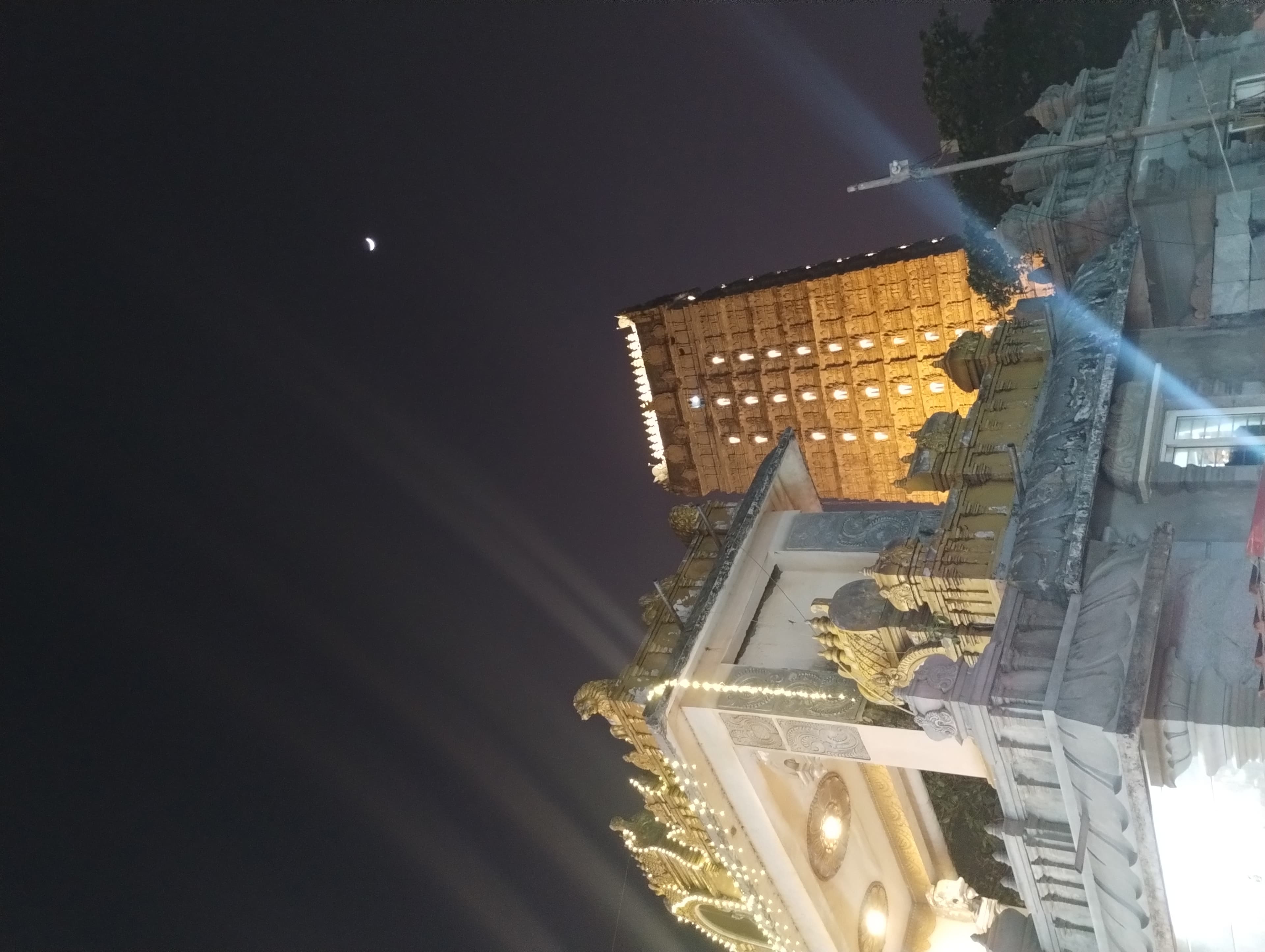 Volunteer at Murudeshwar Temple Murudeshwar