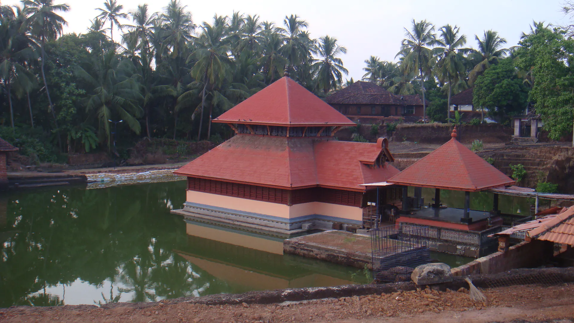 Ananthapura Lake Temple Kasaragod - Image 18