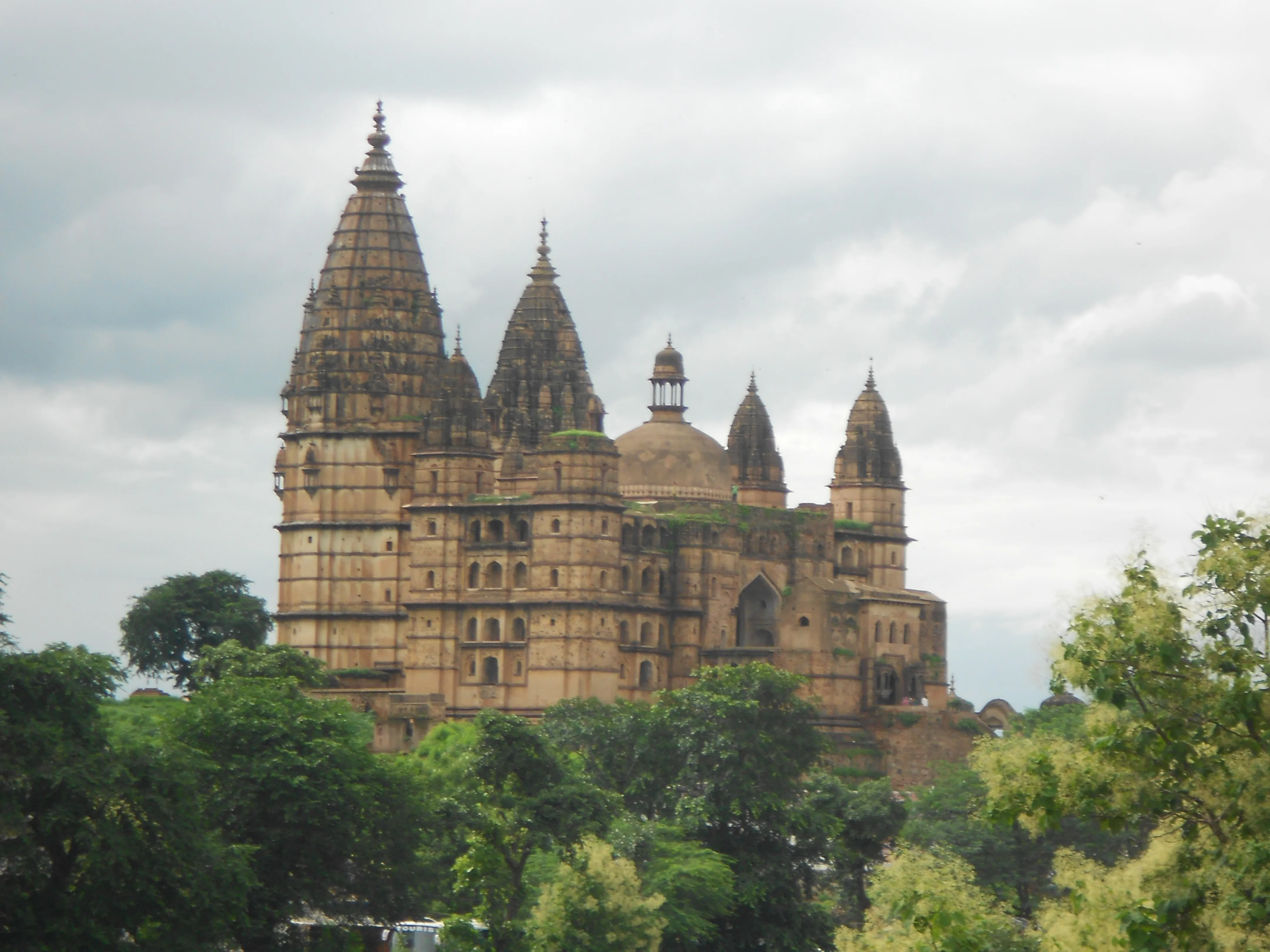 Chaturbhuj Temple Orchha - Image 1