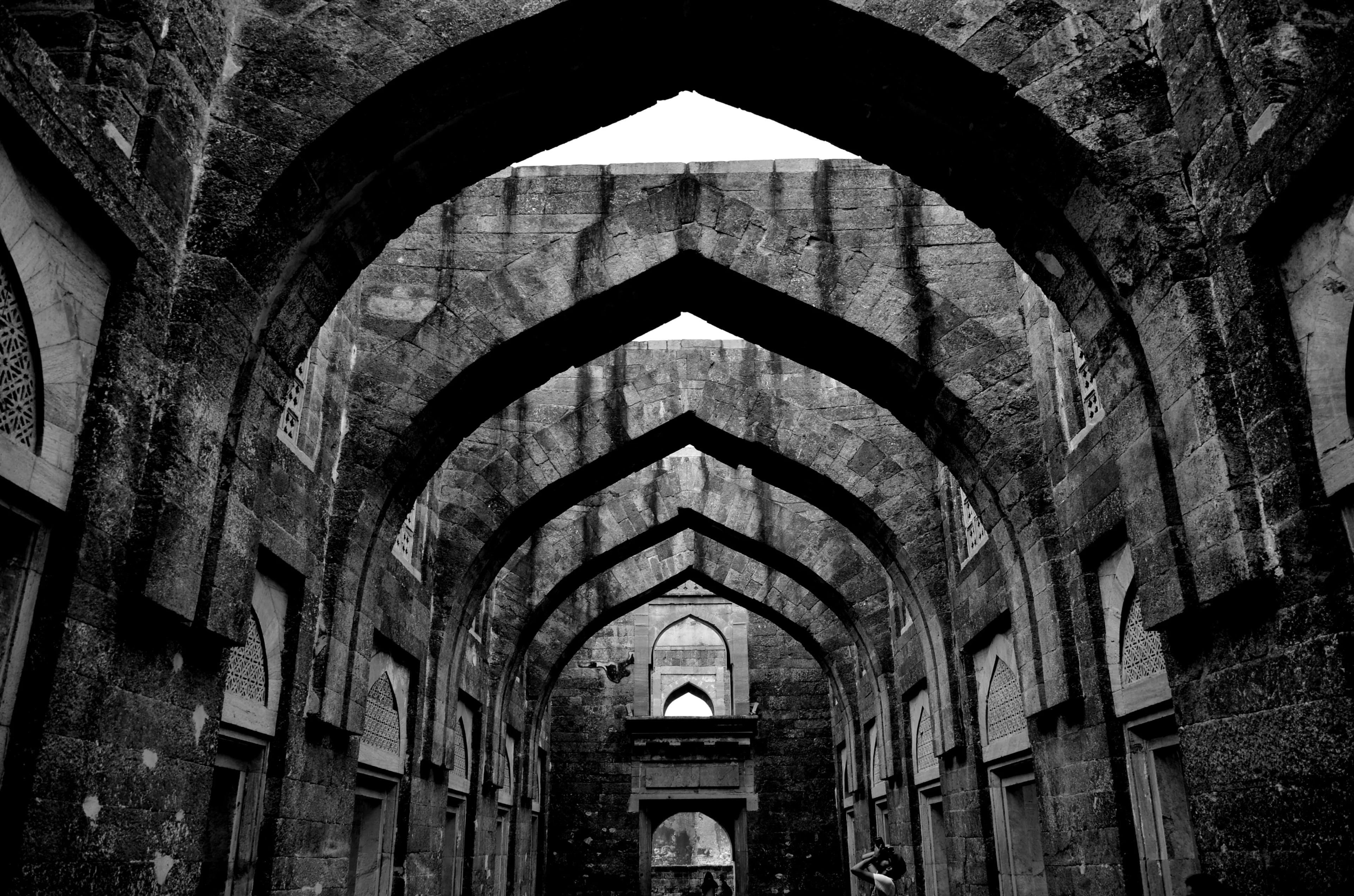 Hindola Mahal Mandu - Image 20