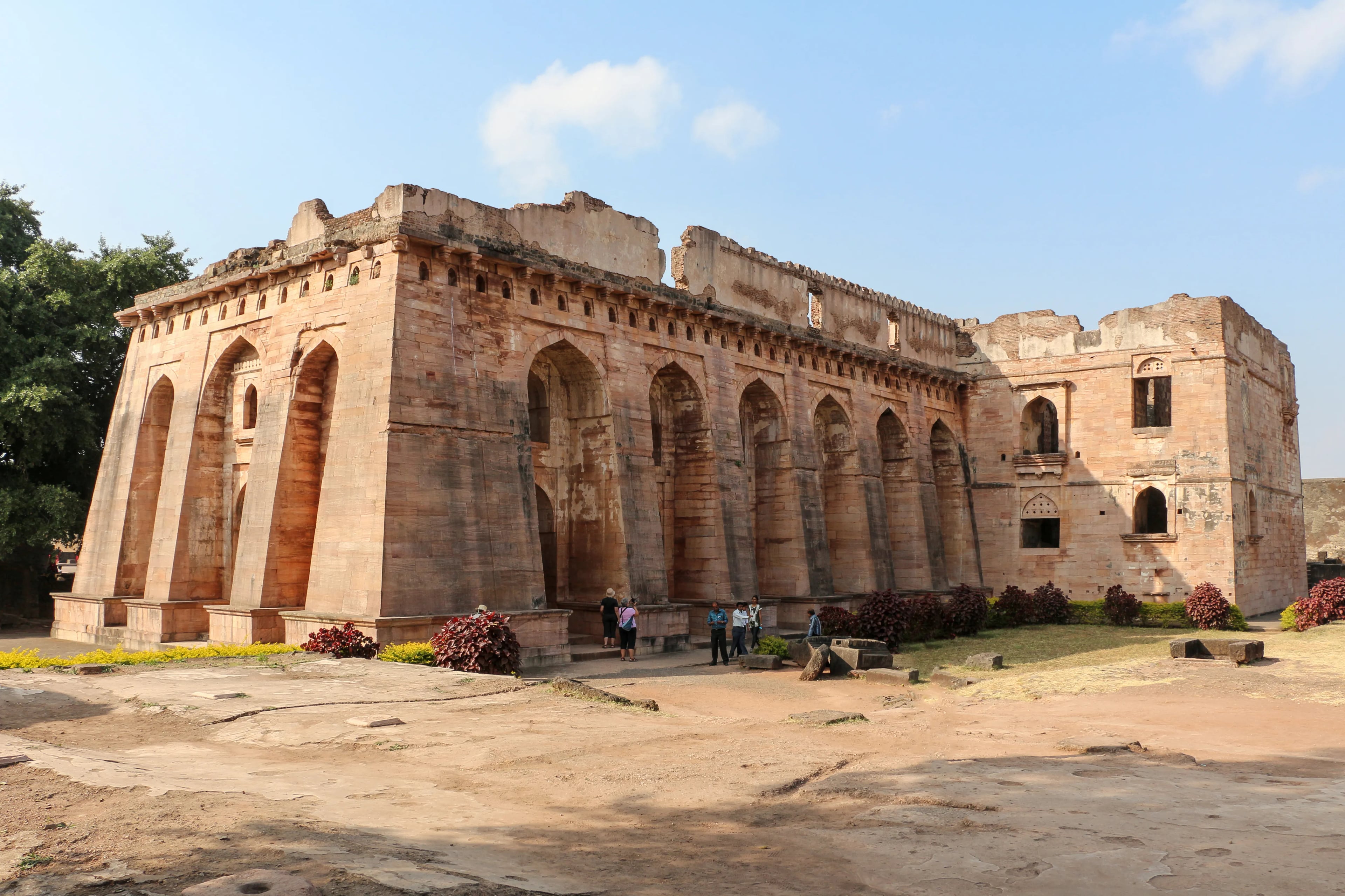Hindola Mahal Mandu - Image 26