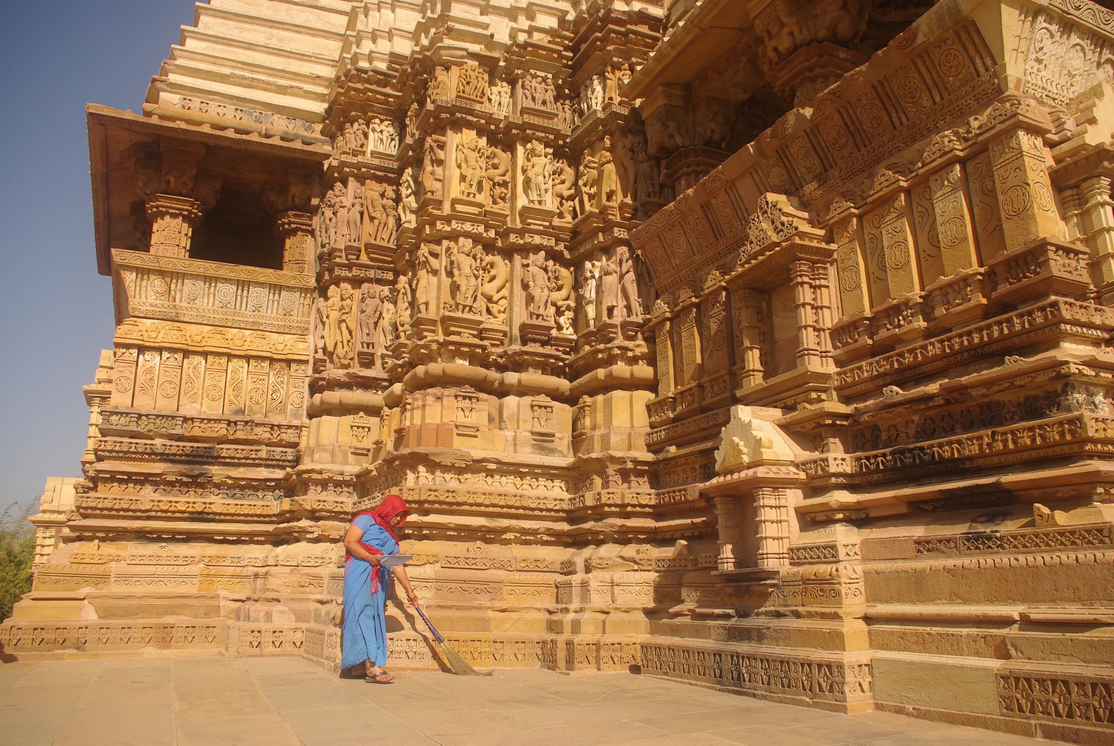 Kandariya Mahadeva Temple Khajuraho