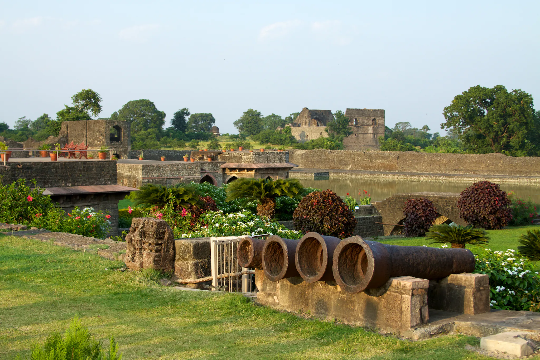 Mandu Fort Mandu - Image 9