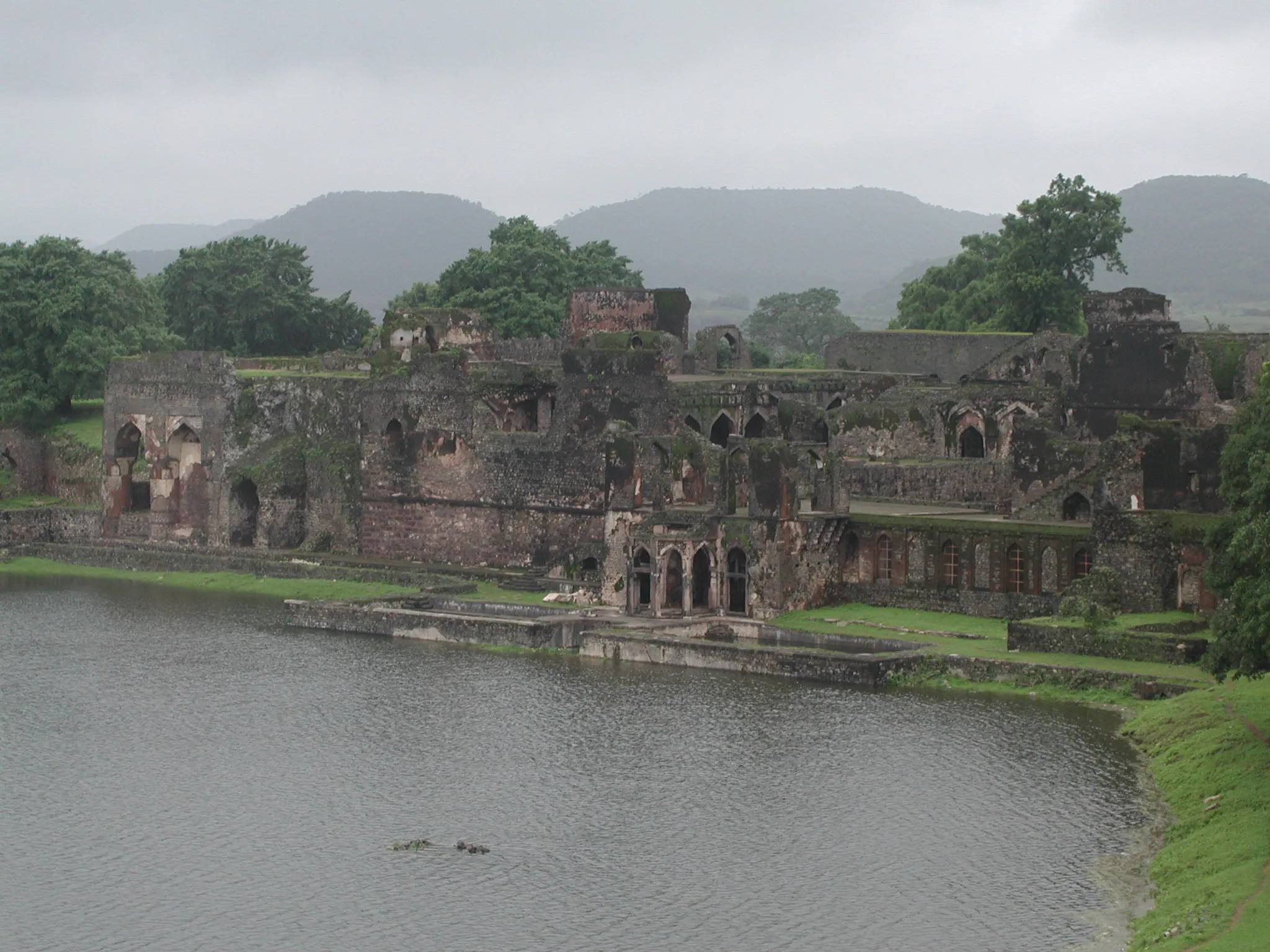 Mandu Fort Mandu - Image 13