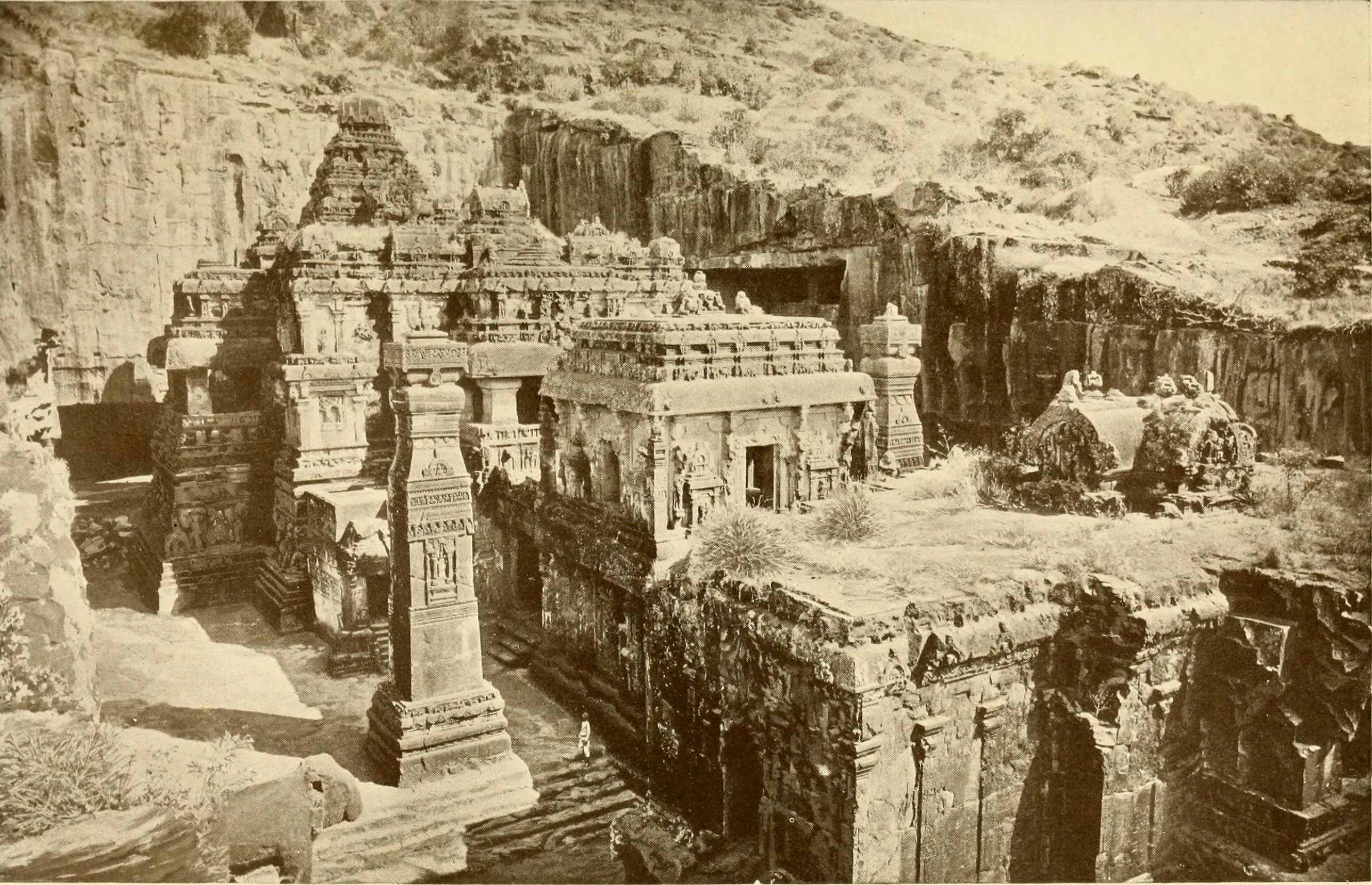 Kailasa Temple Ellora - Image 4