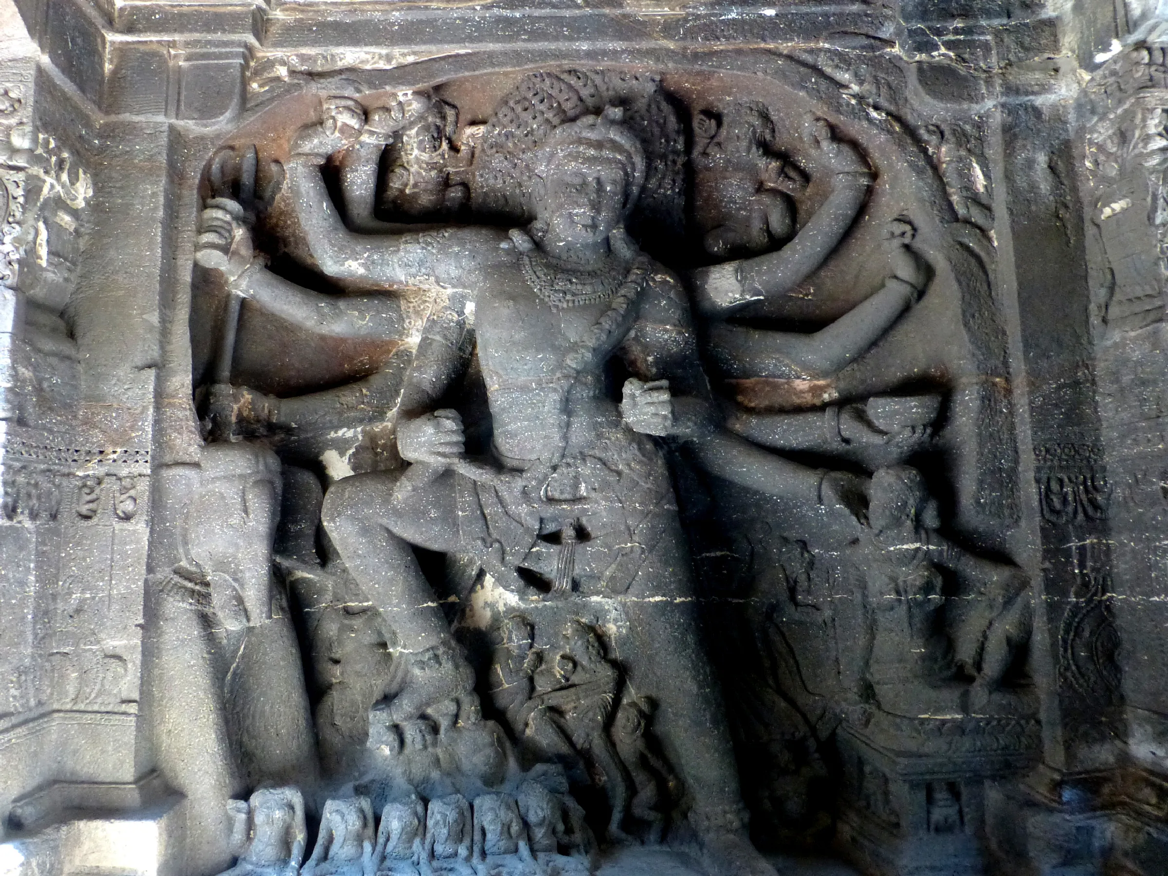 Kailasa Temple Ellora - Image 18