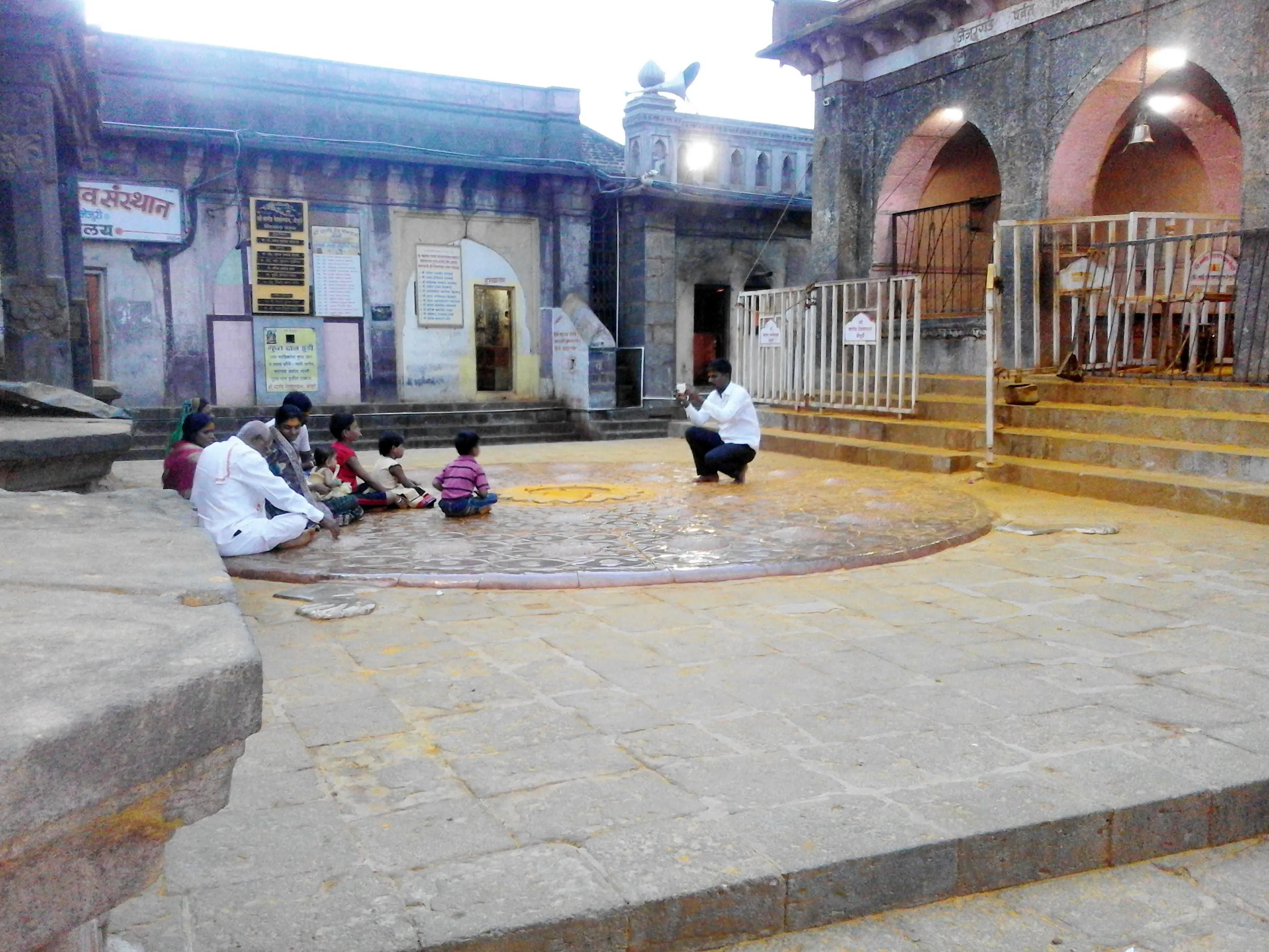 Khandoba Temple Jejuri - Image 2
