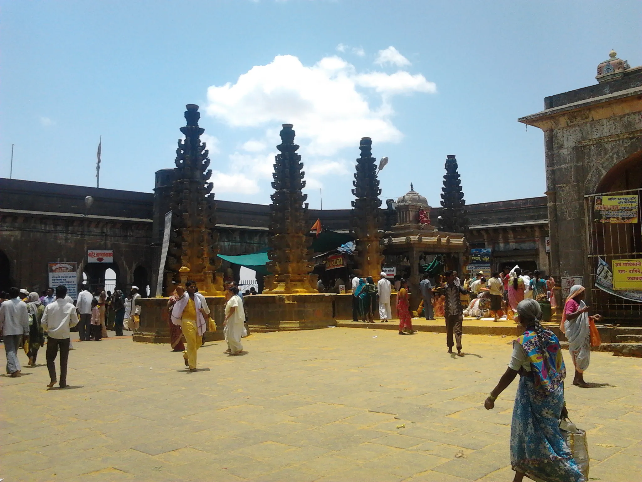 Khandoba Temple Jejuri - Image 16