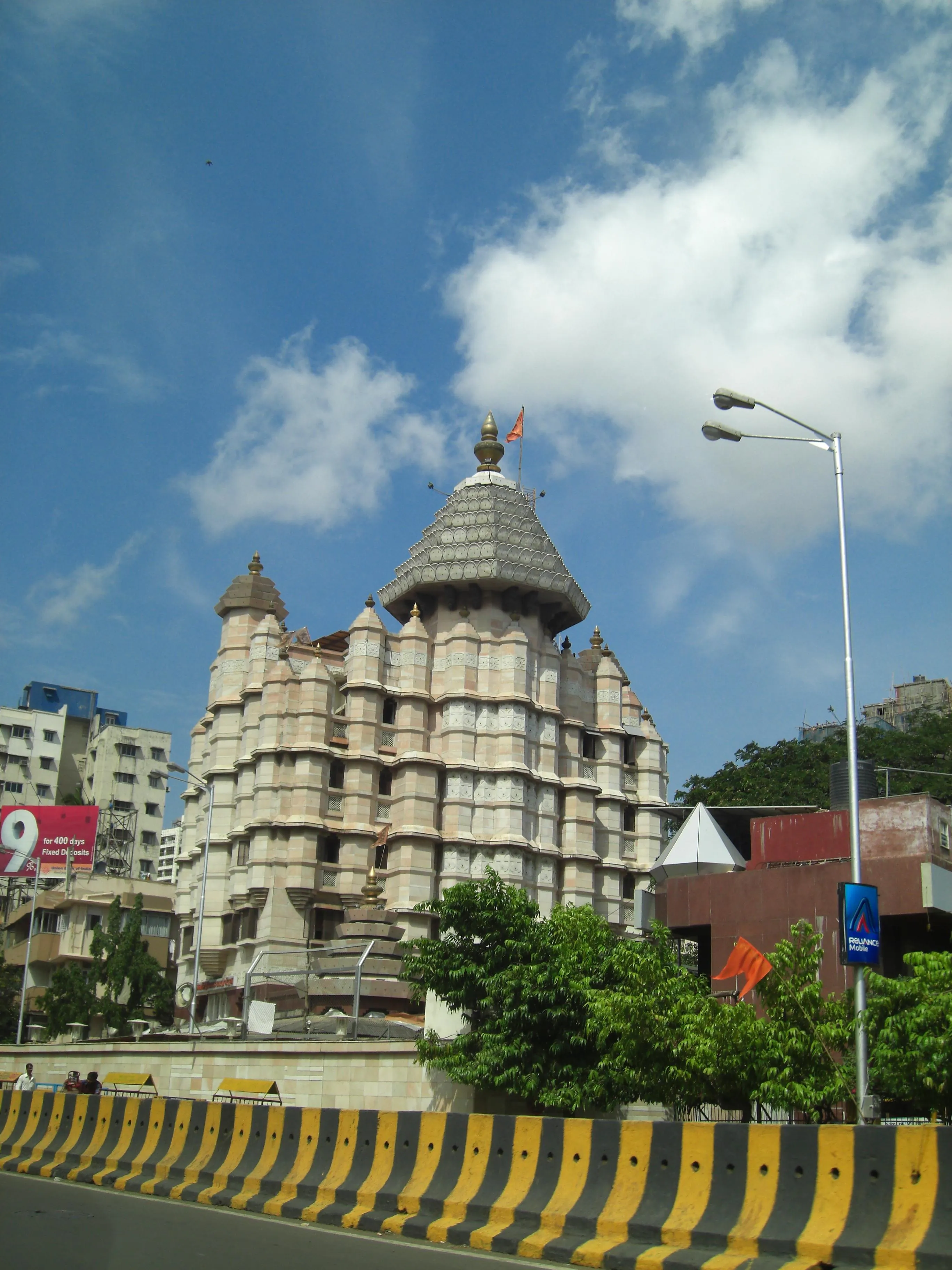 Preserve Shree Siddhivinayak Mandir Mumbai Heritage Site - Image 3