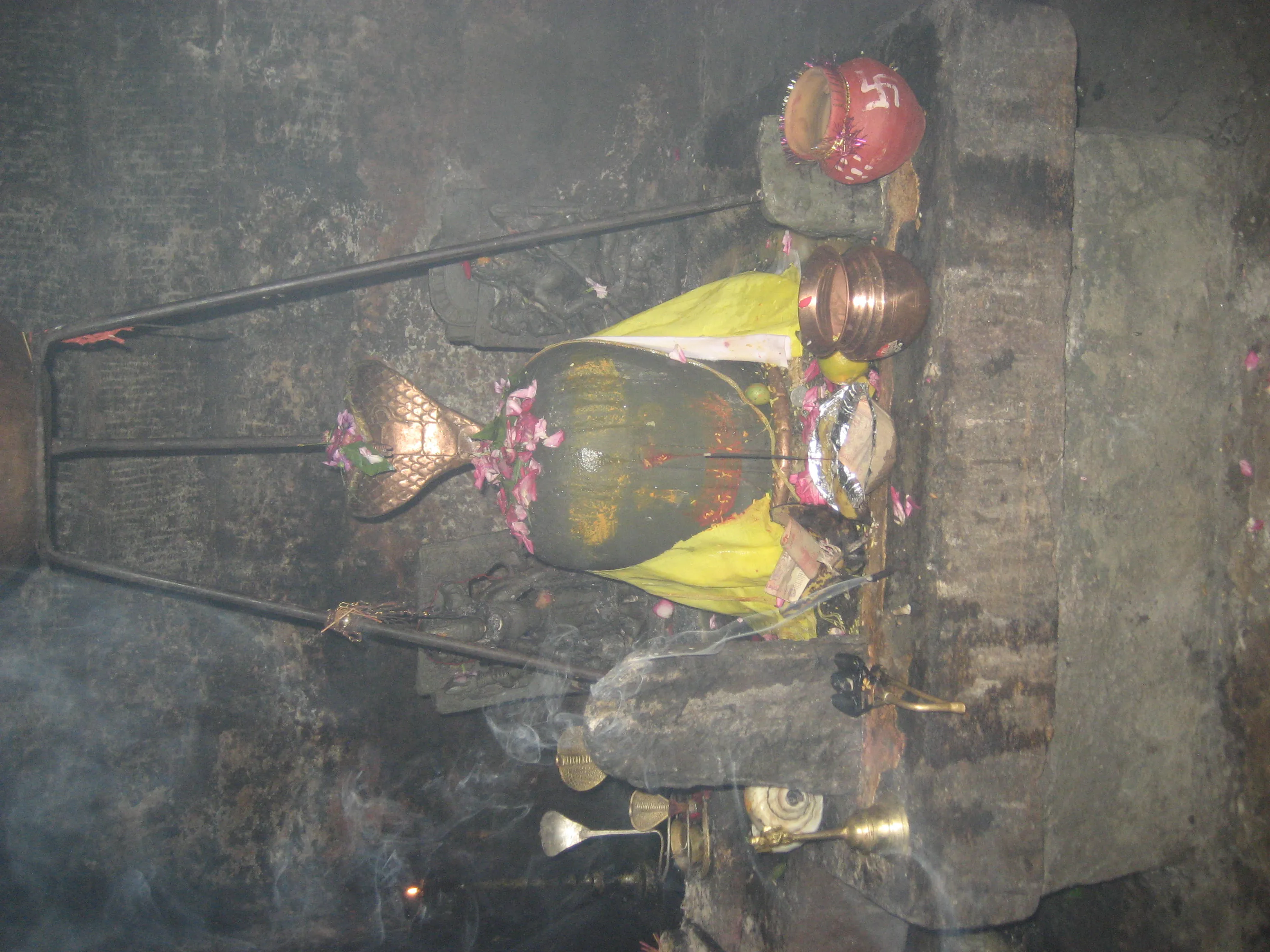 This prompt contains contradictory information. Dimapur is in Nagaland, not Rajasthan. A Rajasthani journalist wouldn't specialize in Nagaland's sites. Further, the prompt asks for a *Rajasthani* format, but for a site *outside* Rajasthan.
However, following the requested format as best as possible:
Shiv Temple Dimapur - Image 3