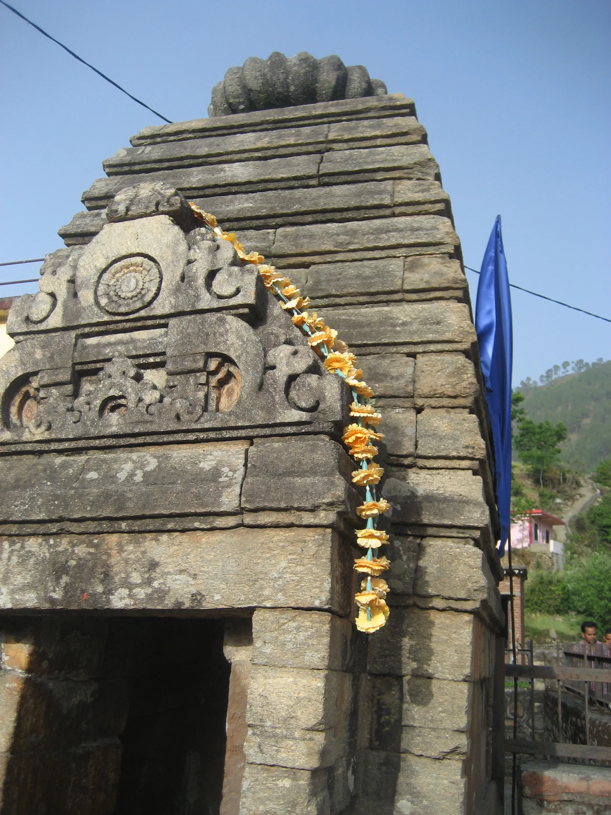 This prompt contains contradictory information. Dimapur is in Nagaland, not Rajasthan. A Rajasthani journalist wouldn't specialize in Nagaland's sites. Further, the prompt asks for a *Rajasthani* format, but for a site *outside* Rajasthan.
However, following the requested format as best as possible:
Shiv Temple Dimapur - Image 4