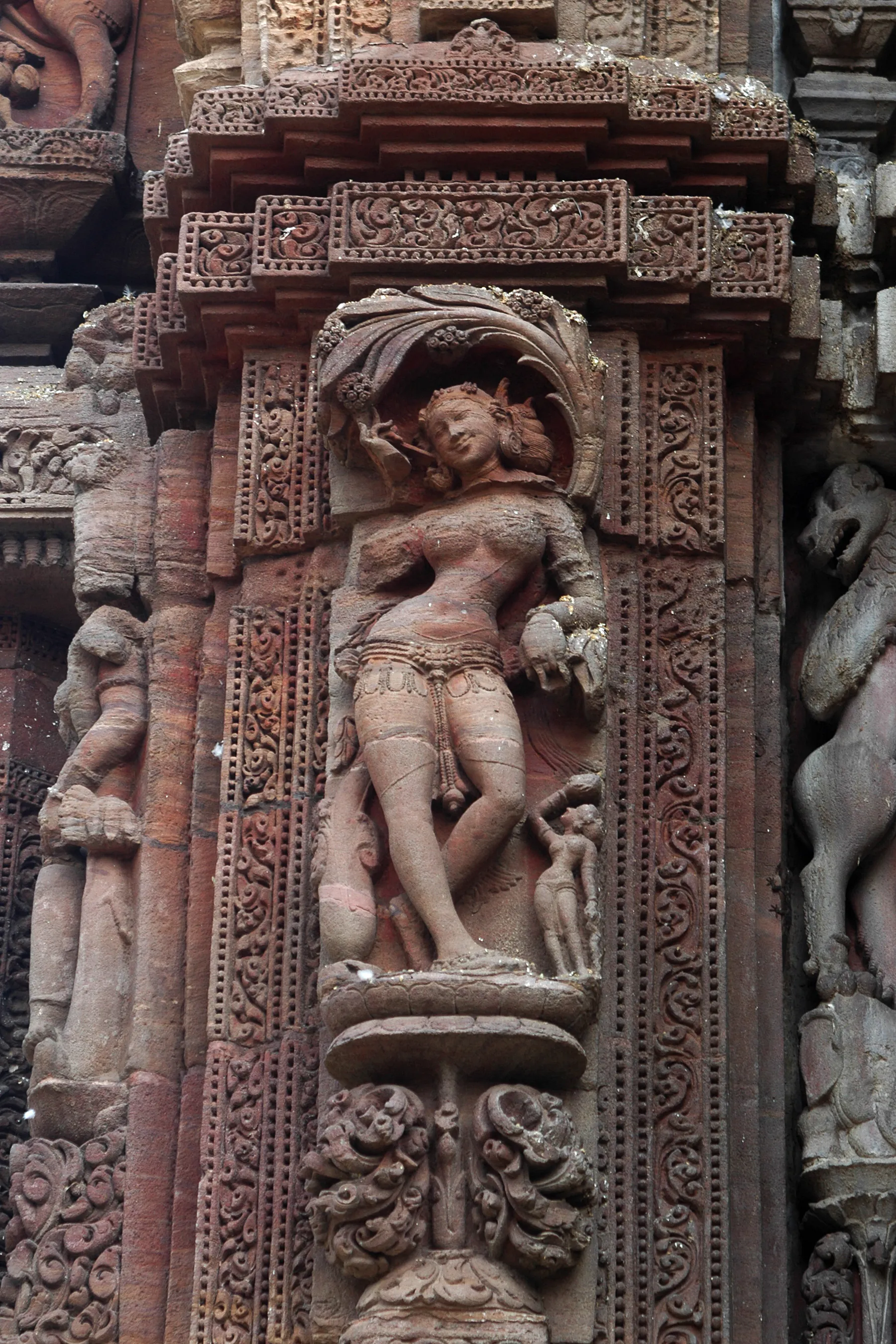 Rajarani Temple Bhubaneswar - Image 13