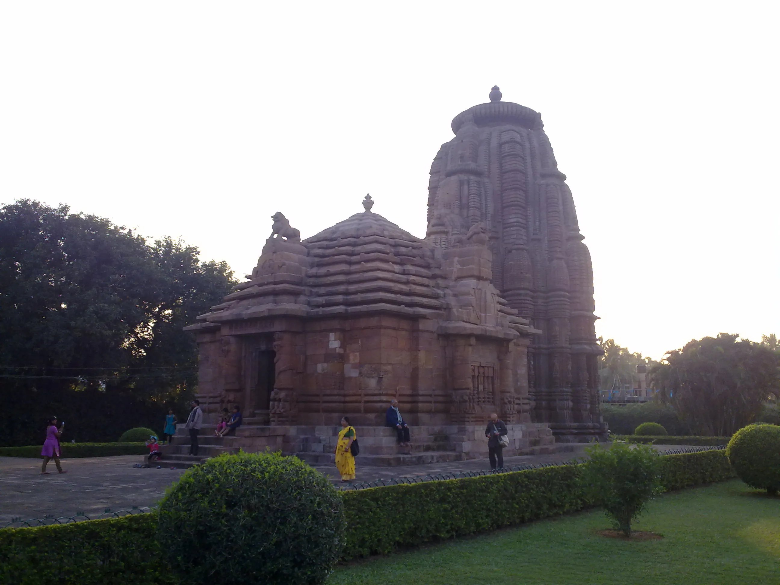 Rajarani Temple Bhubaneswar - Image 16