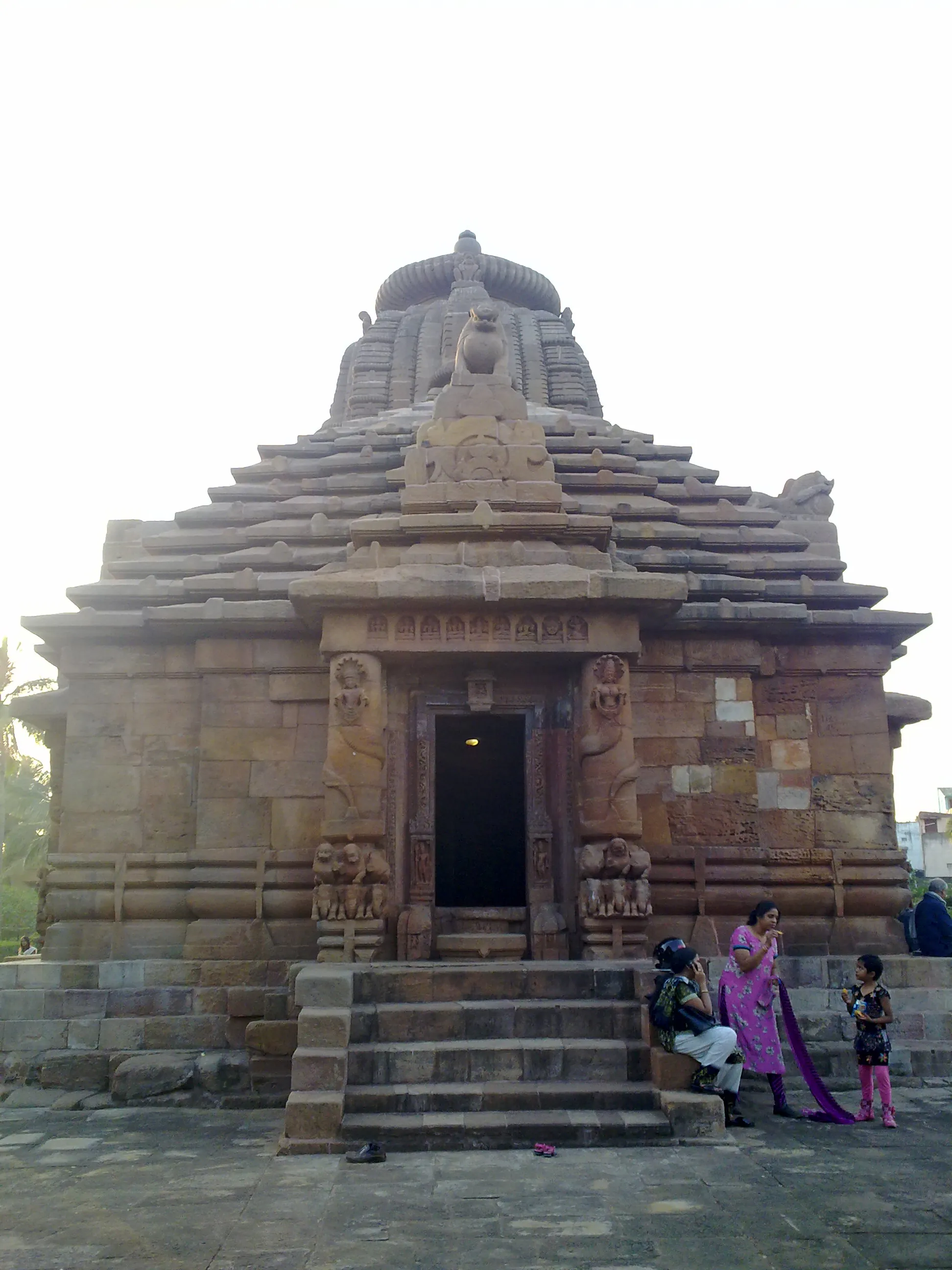 Rajarani Temple Bhubaneswar - Image 19