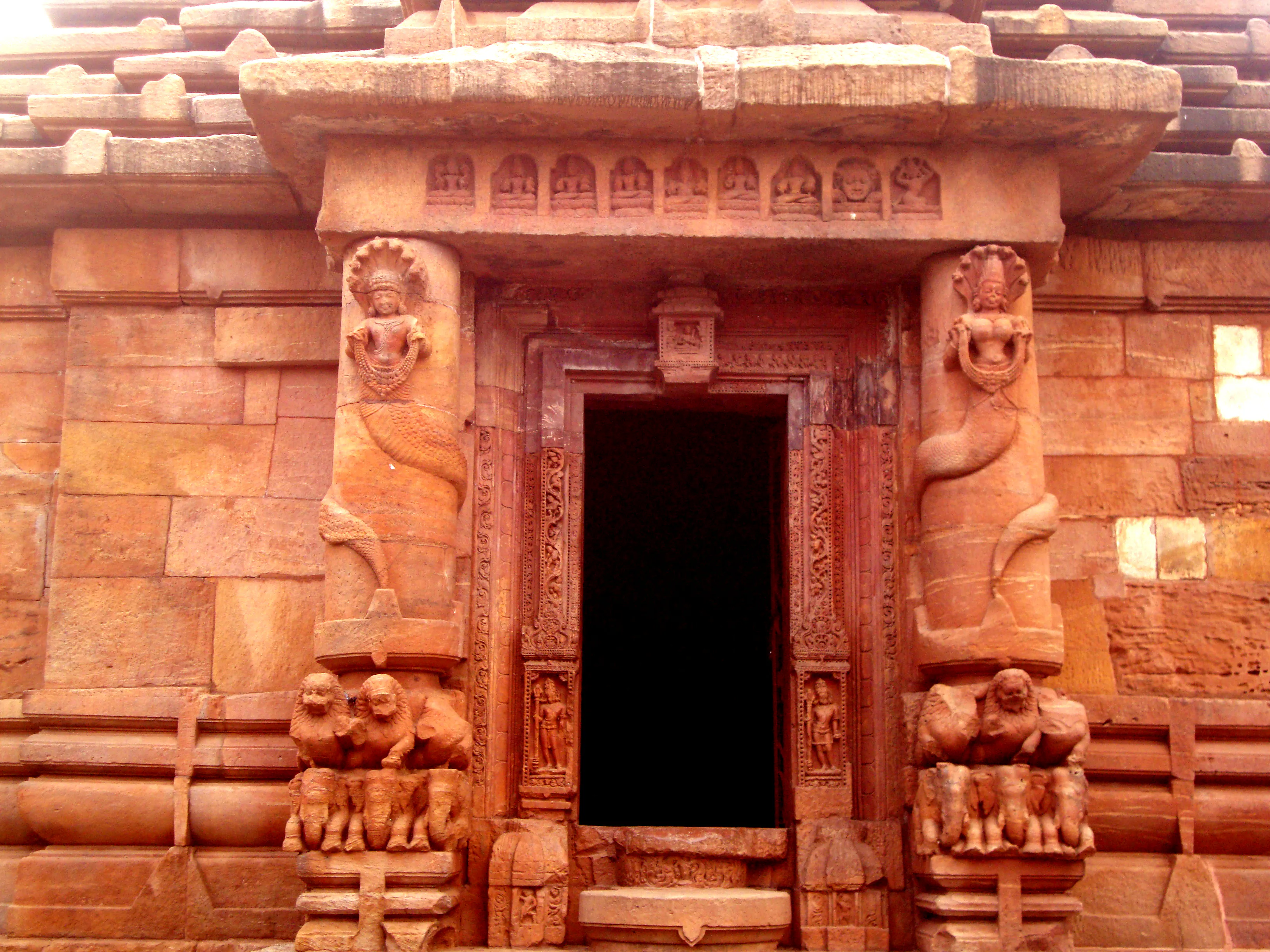 Rajarani Temple Bhubaneswar - Image 32