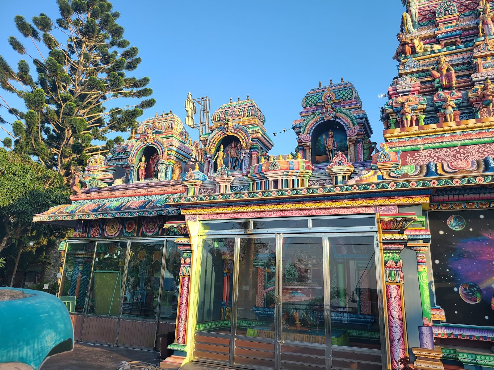 Volunteer at Sri Aruloli Thirumurugan Temple Penang Hill