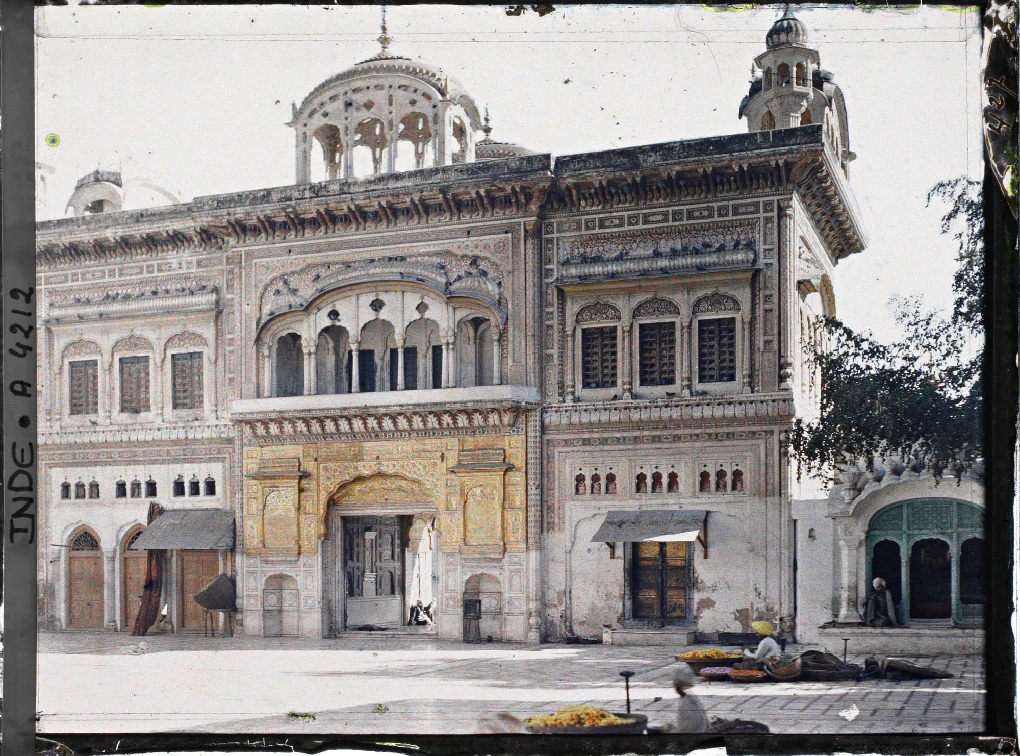 Golden Temple Amritsar - Image 16