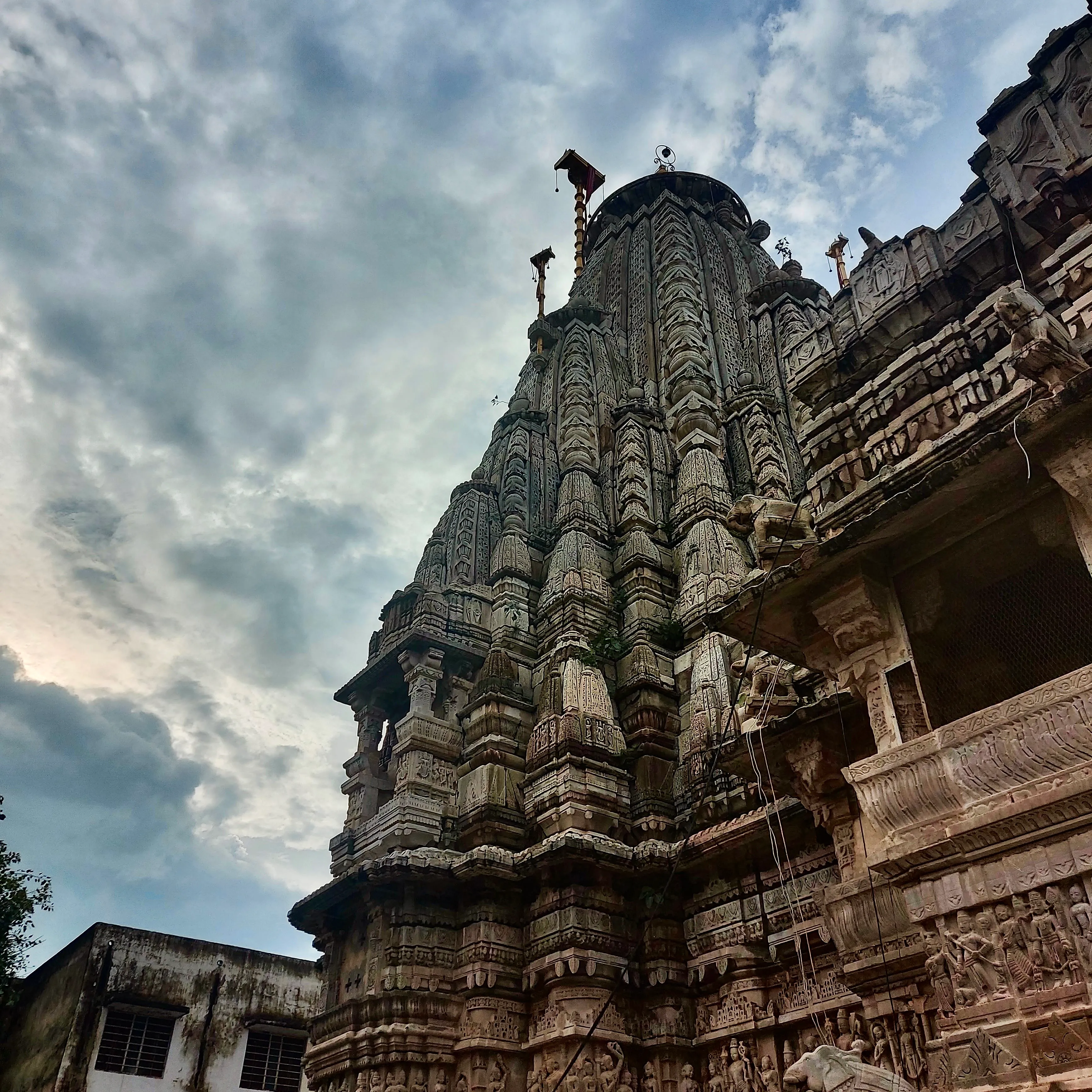 Jagdish Temple Udaipur - Image 9
