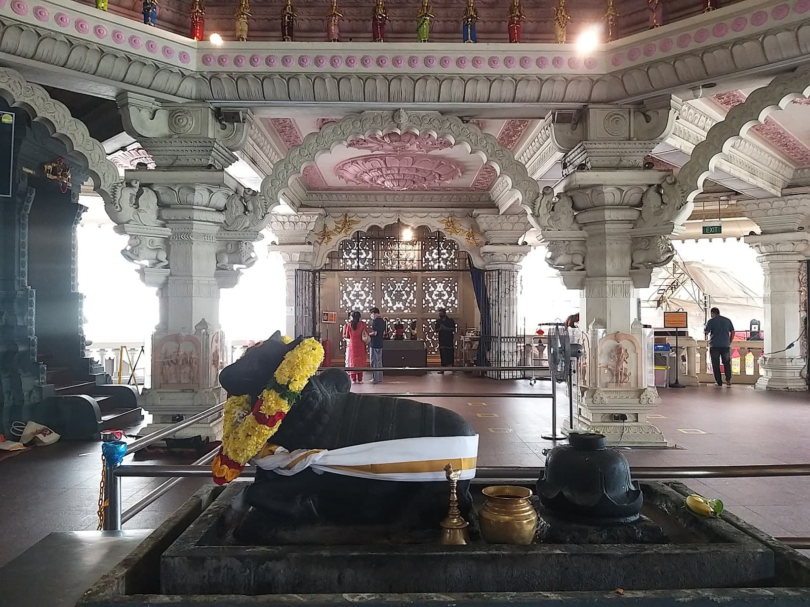 Volunteer at Sri Sivan Temple Singapore