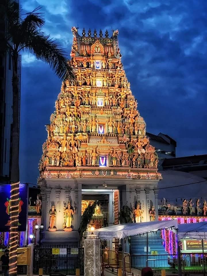 Sri Srinivasa Perumal Temple Singapore temple in 397 Serangoon Road, Singapore 218123, Singapore, Singapore - Dravida Vaishnava architecture style, Vijayanagara architecture style, Tamil Temple architecture style, Dravida architecture style (Colonial Period) - thumbnail