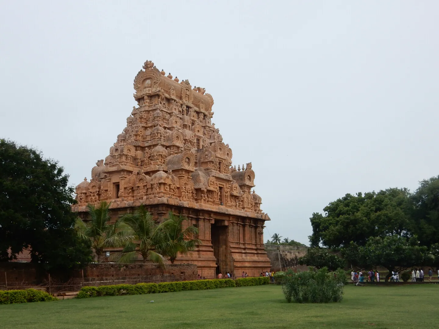 Brihadeeswarar Temple Thanjavur - Image 3