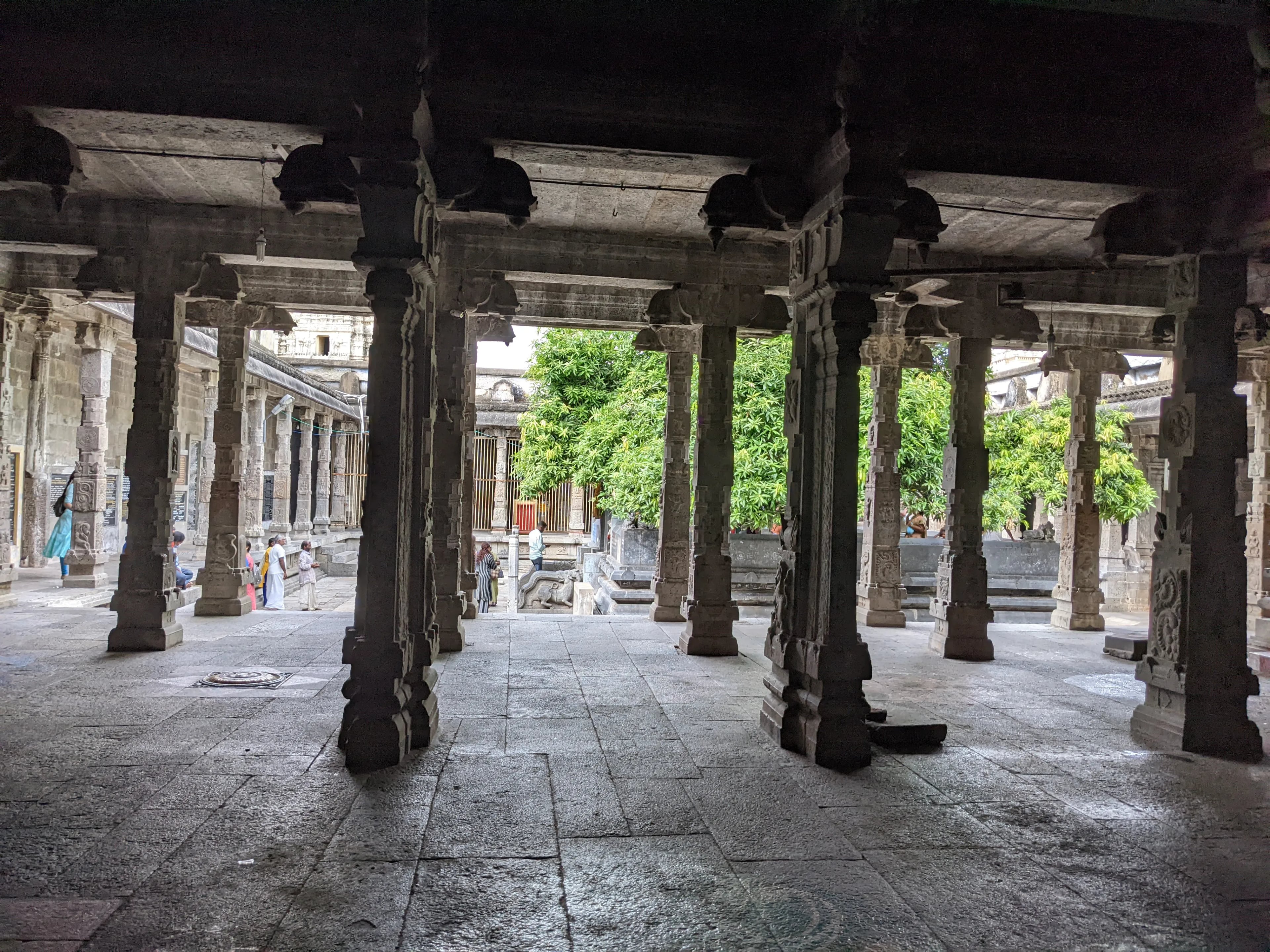 Ekambareswarar Temple Kanchipuram - Image 18