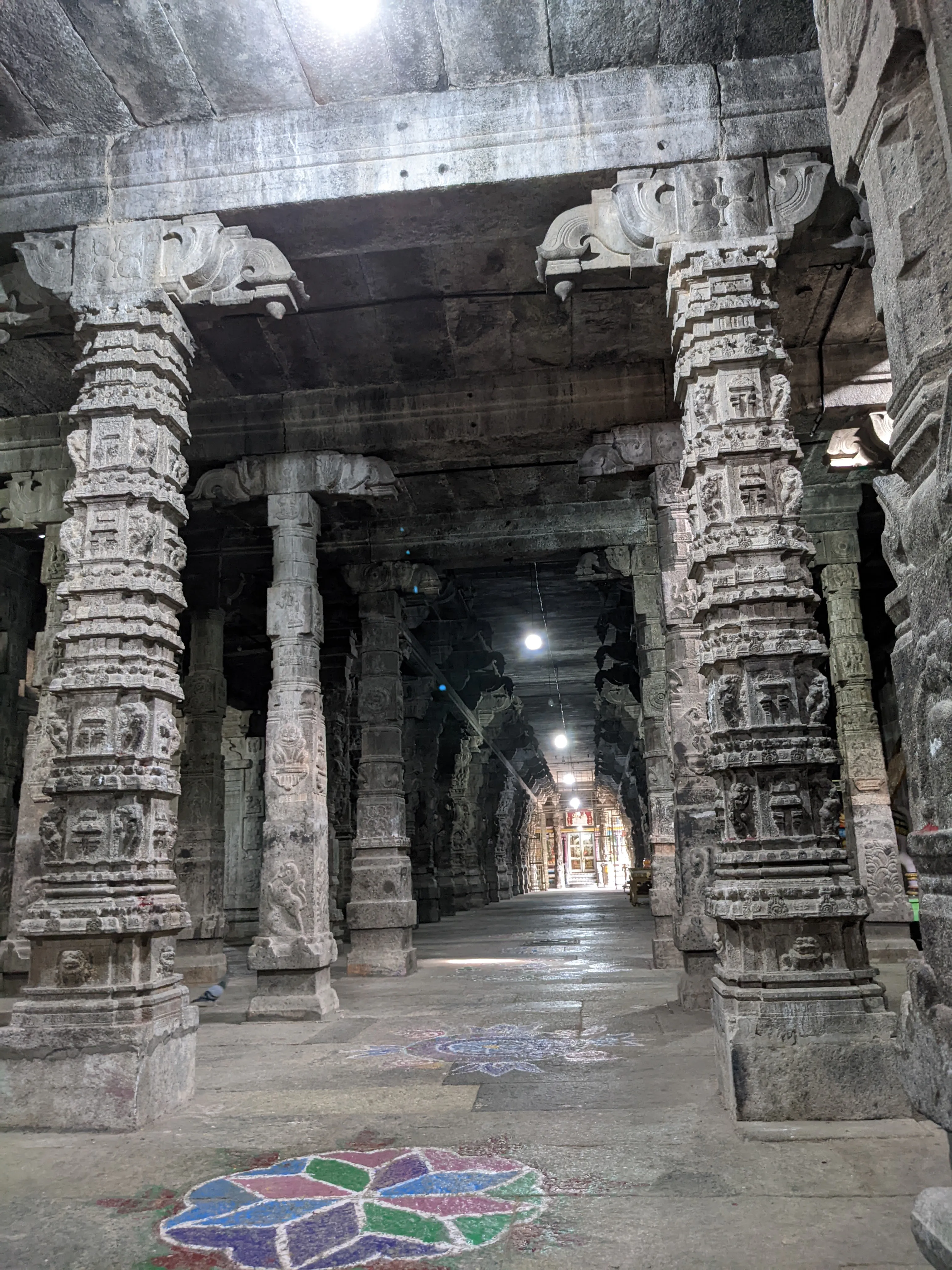 Ekambareswarar Temple Kanchipuram - Image 28