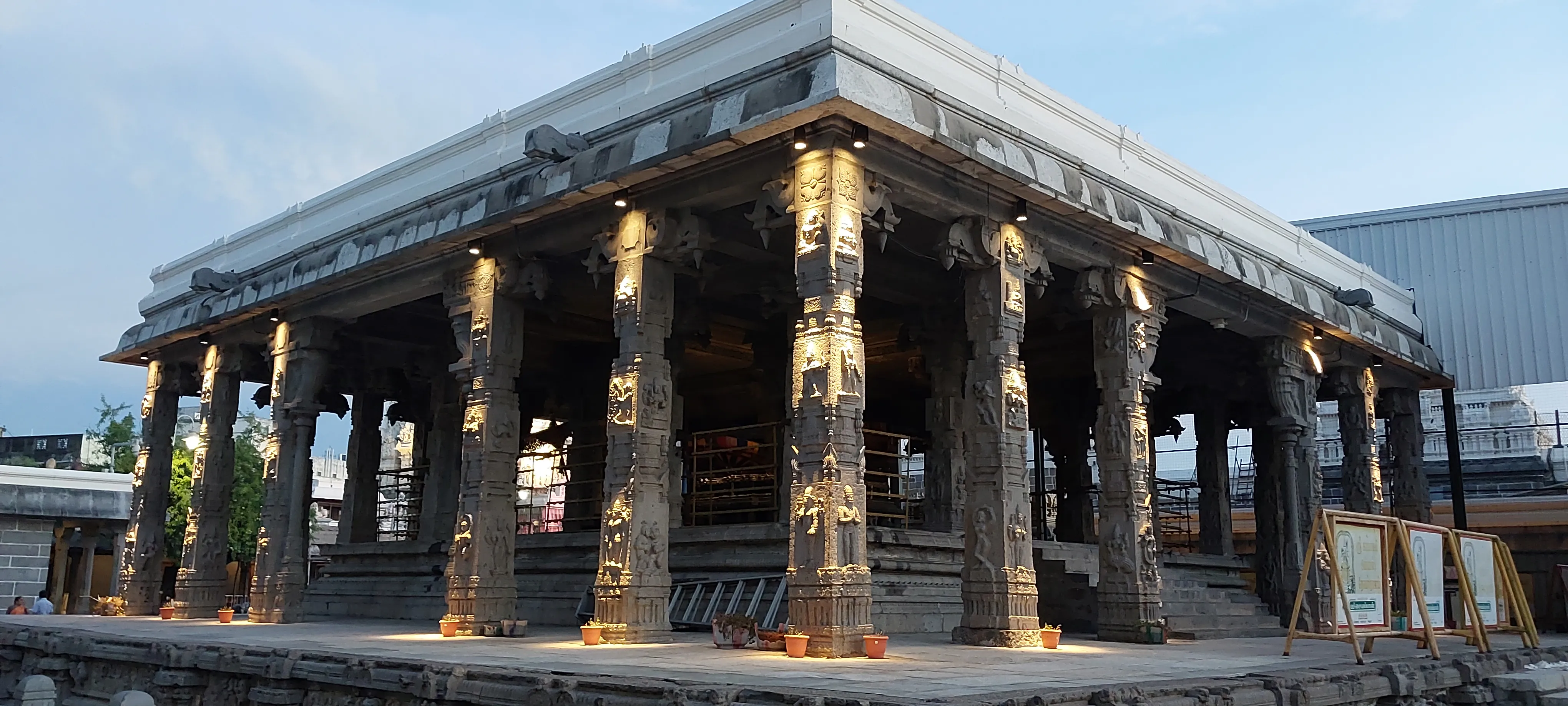 Kamakshi Amman Temple Kanchipuram - Image 22