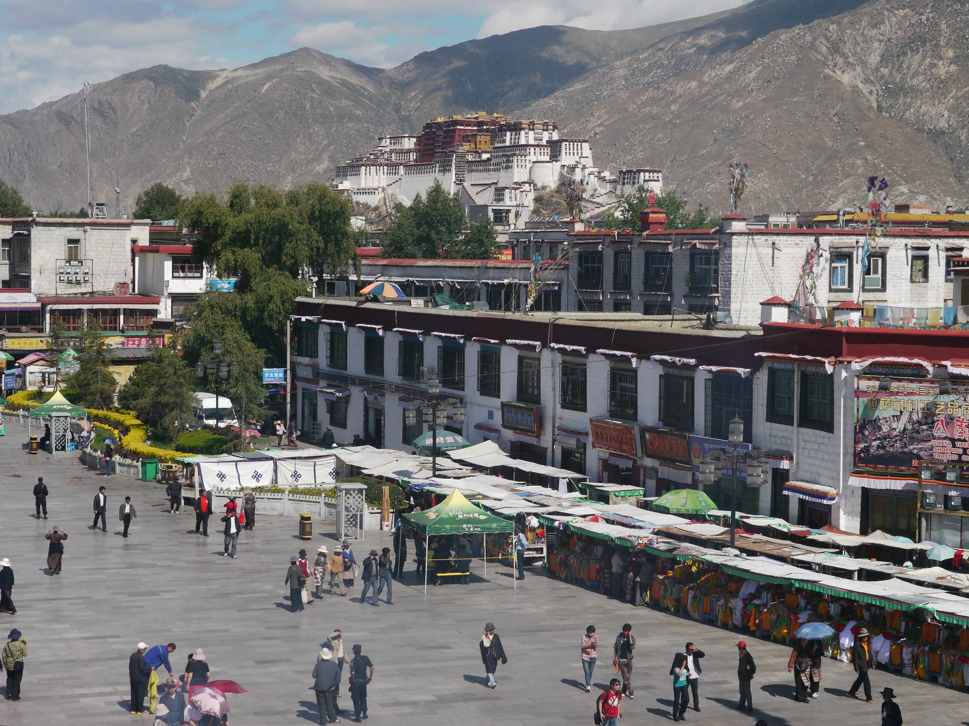 Preserve Jokhang Temple Lhasa Heritage Site - Image 3