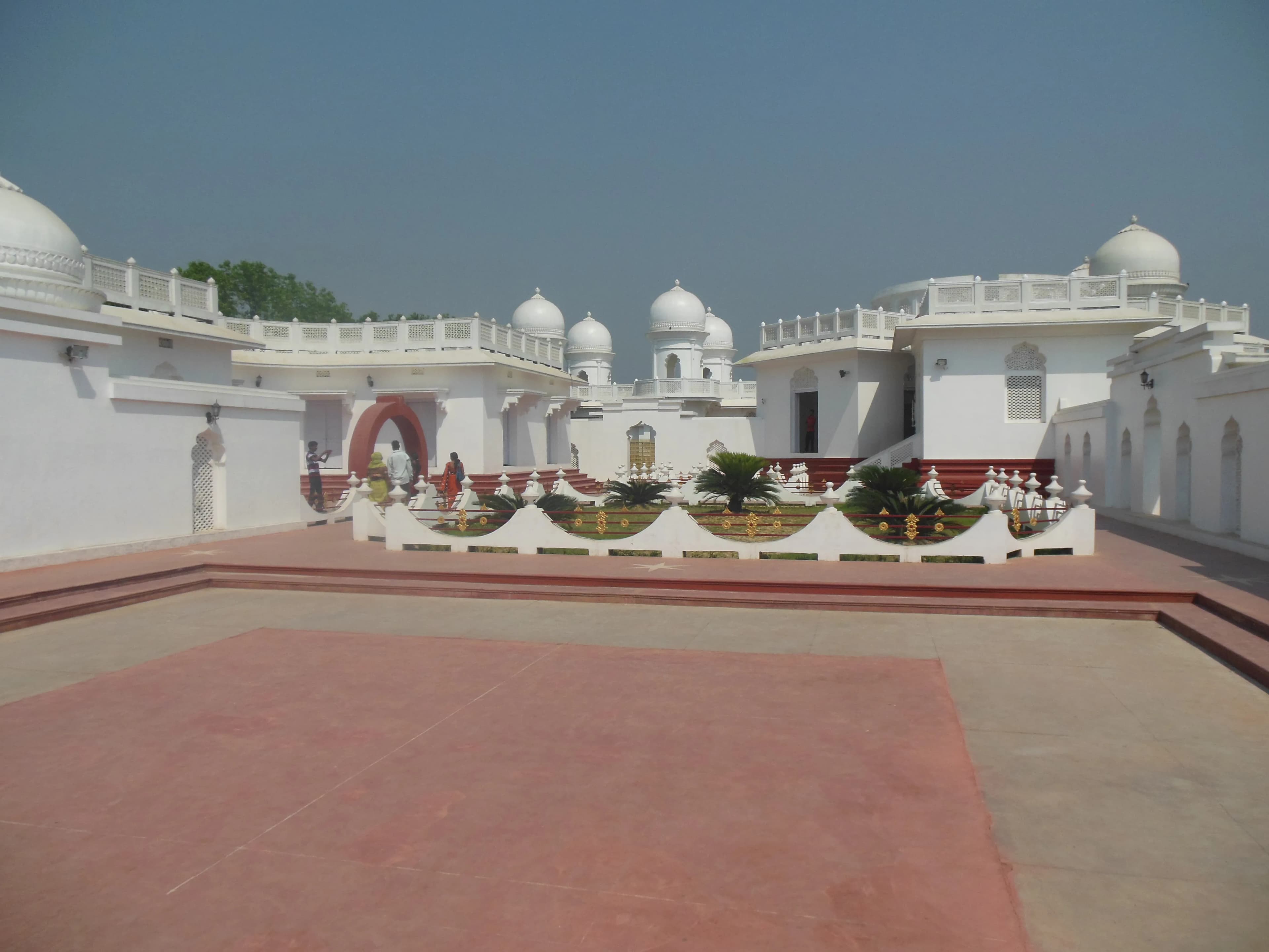 Neermahal Palace Melaghar Tripura