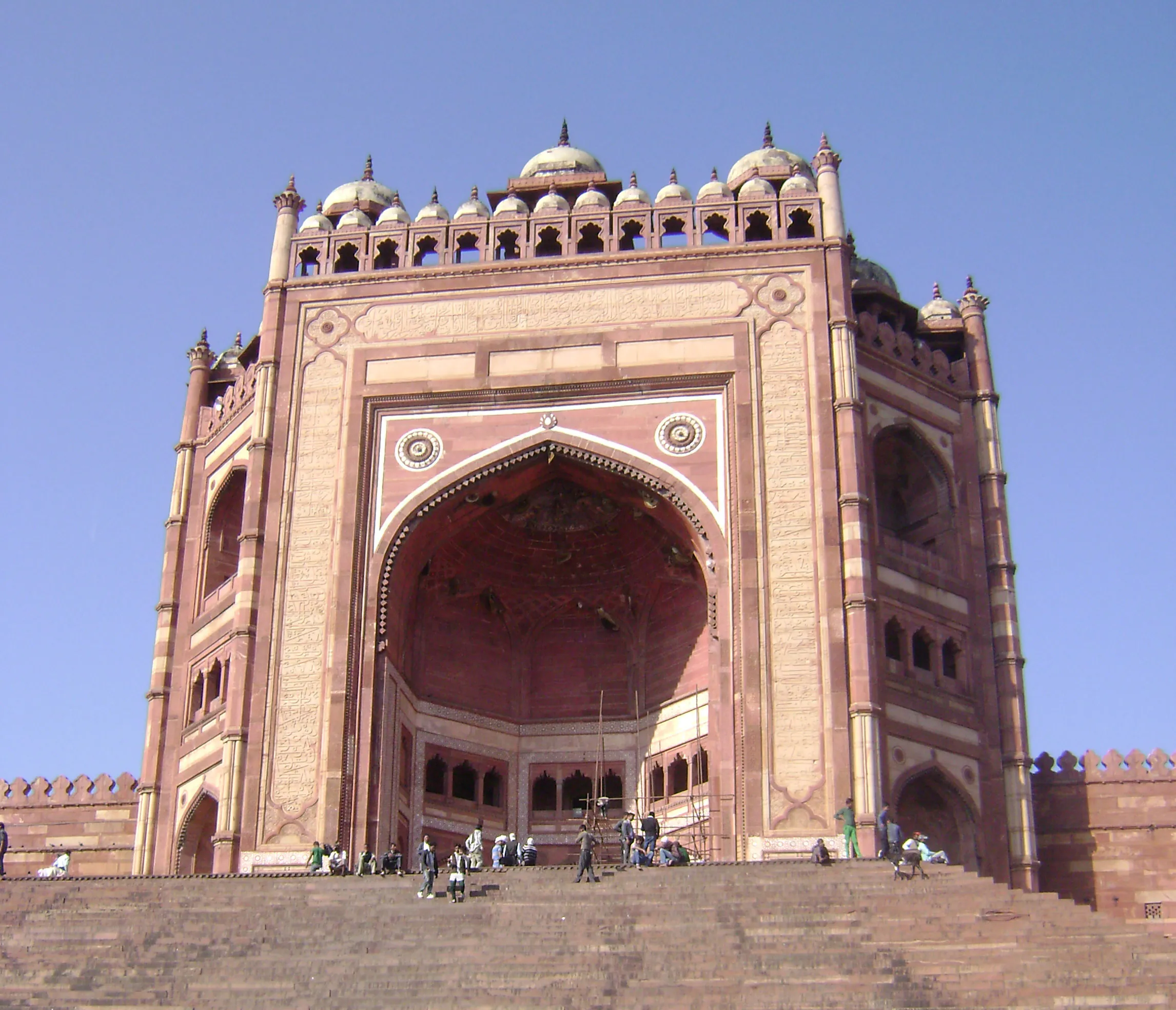 Buland Darwaza Fatehpur Sikri - Image 8