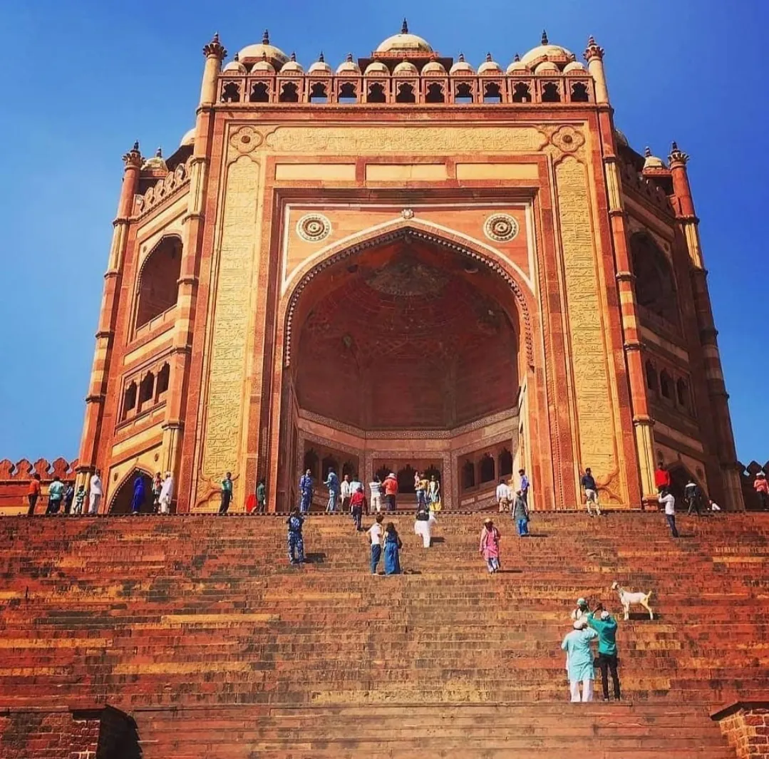 Buland Darwaza Fatehpur Sikri - Image 11