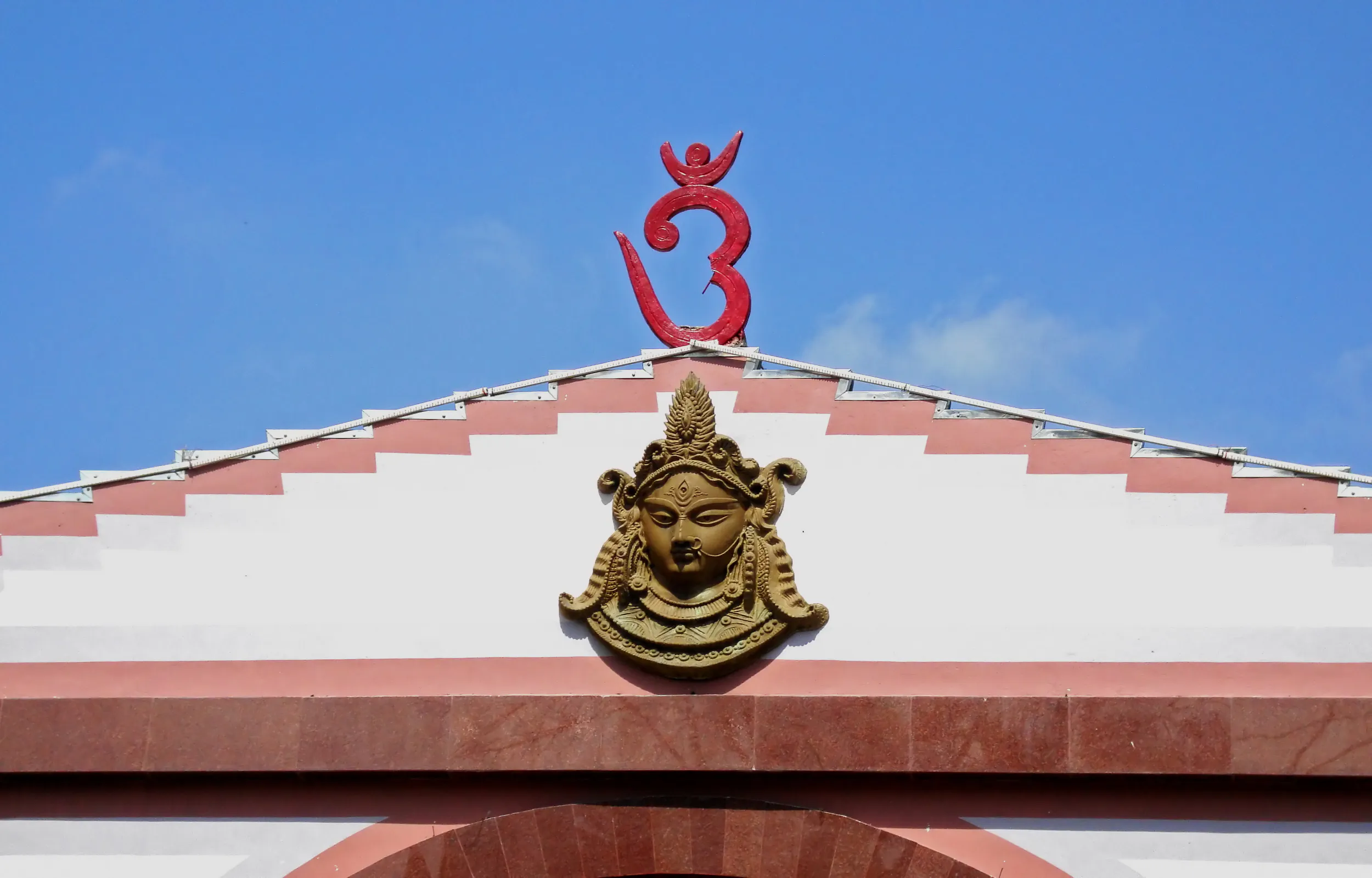 Durga Mandir Varanasi - Image 11