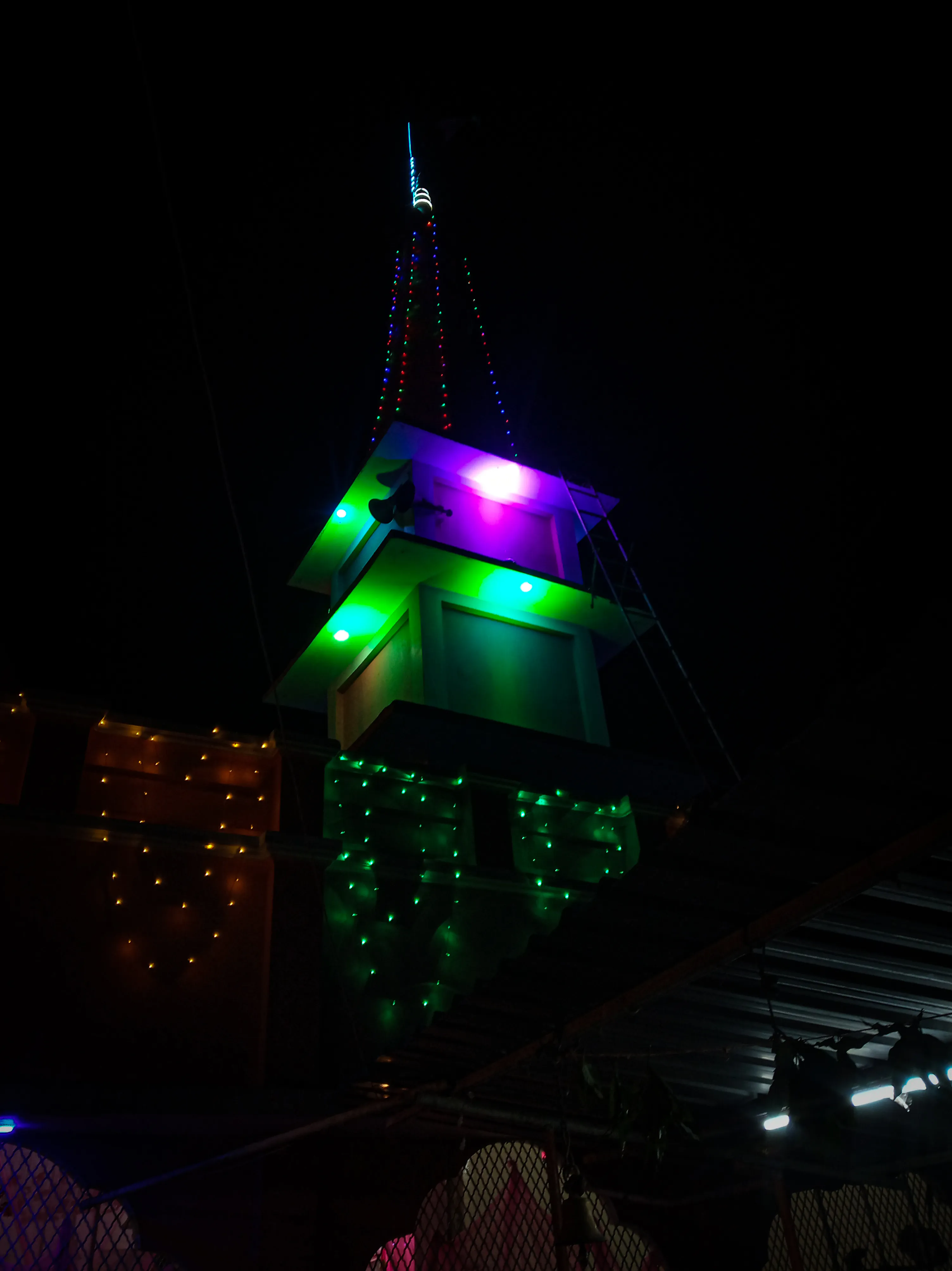 Durga Mandir Varanasi - Image 17