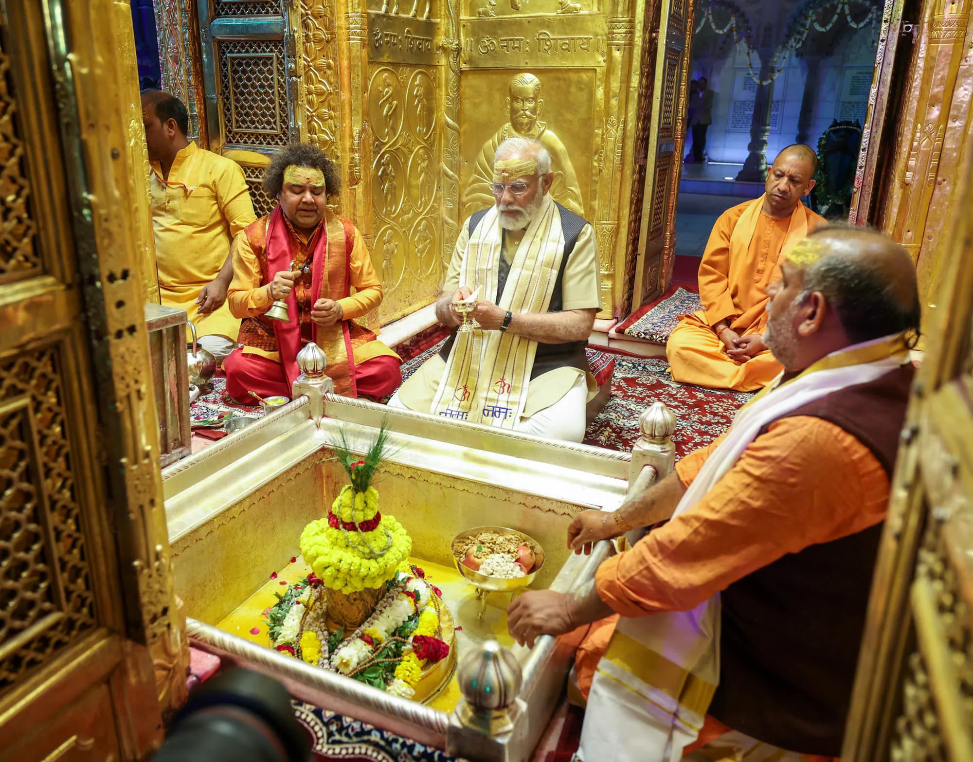 Preserve Kashi Vishwanath Temple Varanasi Heritage Site - Image 4