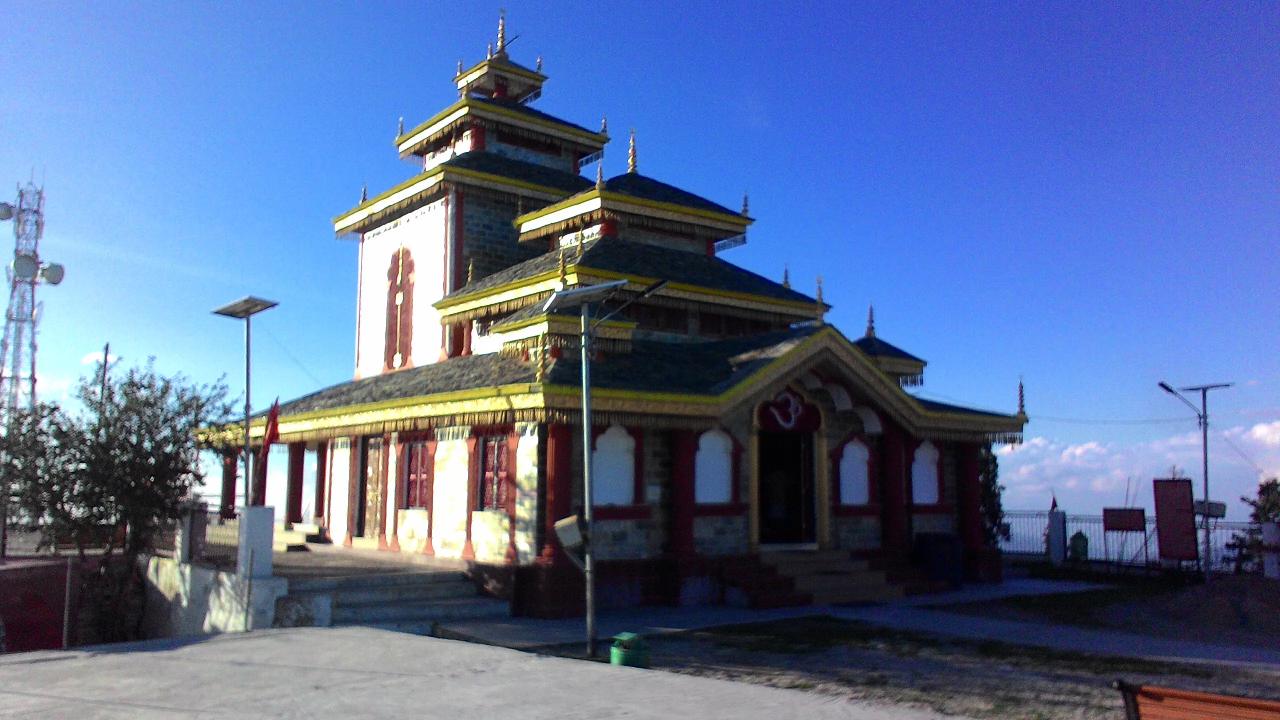 Surkanda Devi Temple Tehri Garhwal - Image 2